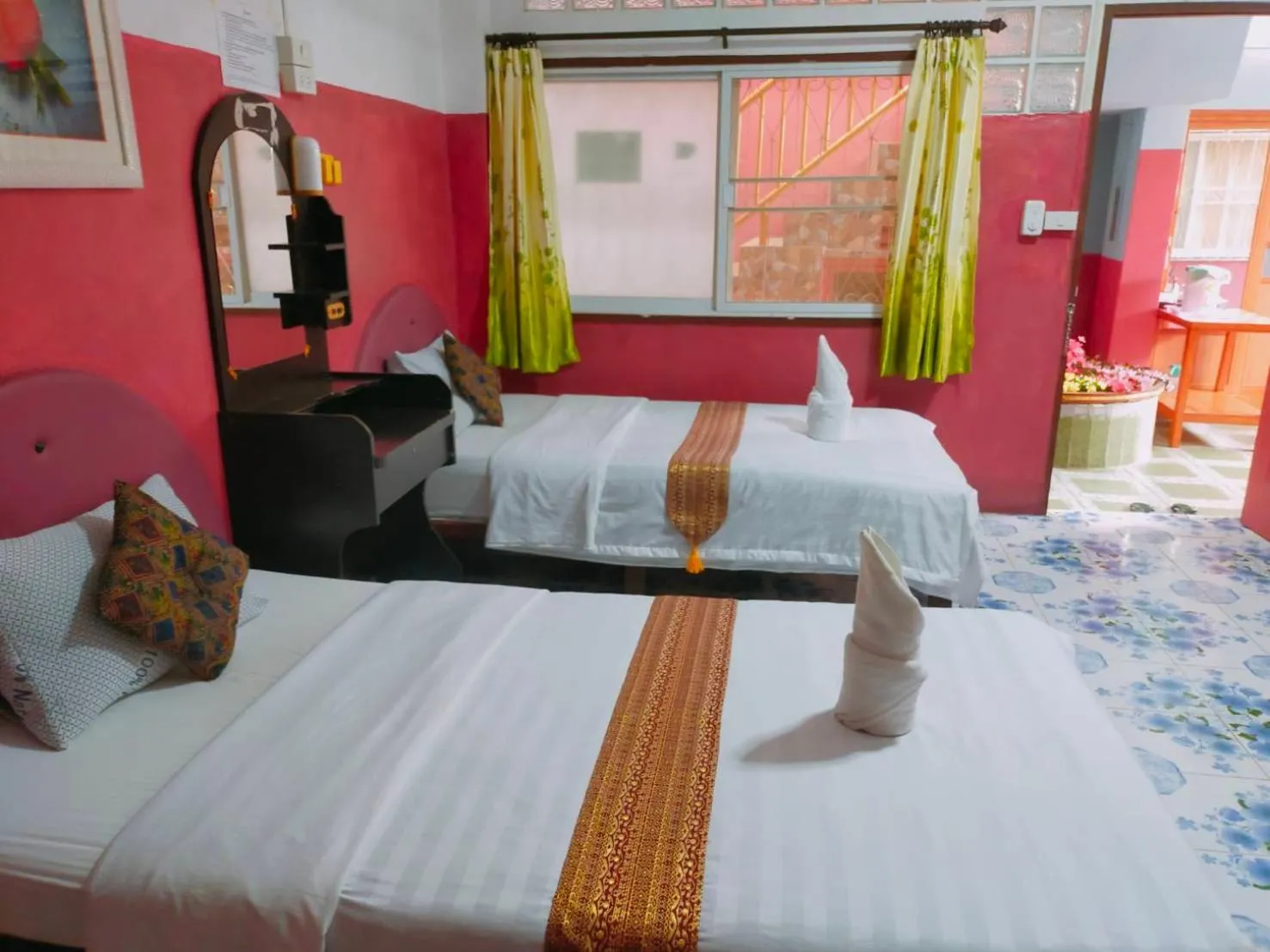 Bed in Sabaydee House at Pai