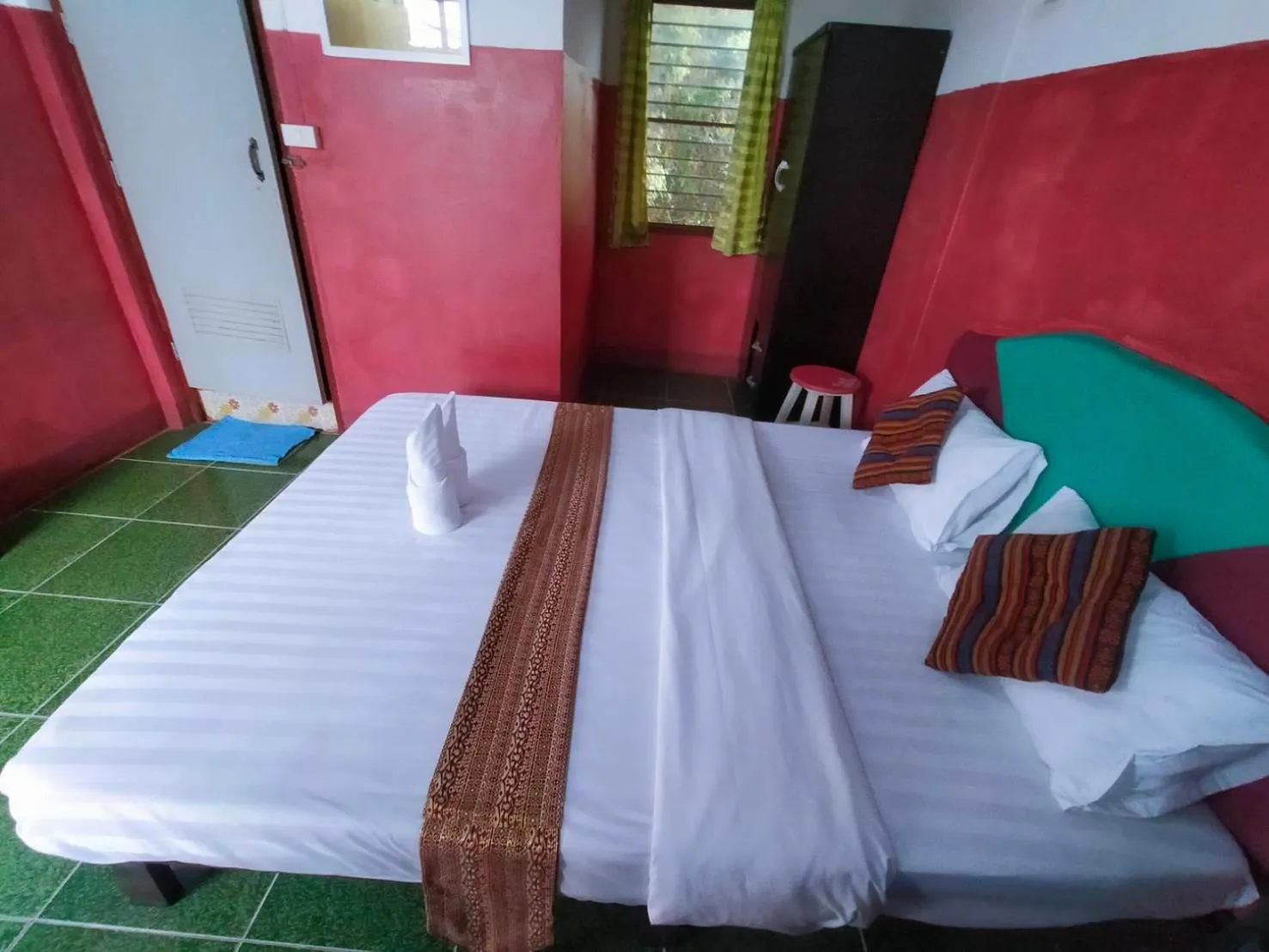 Bed in Sabaydee House at Pai