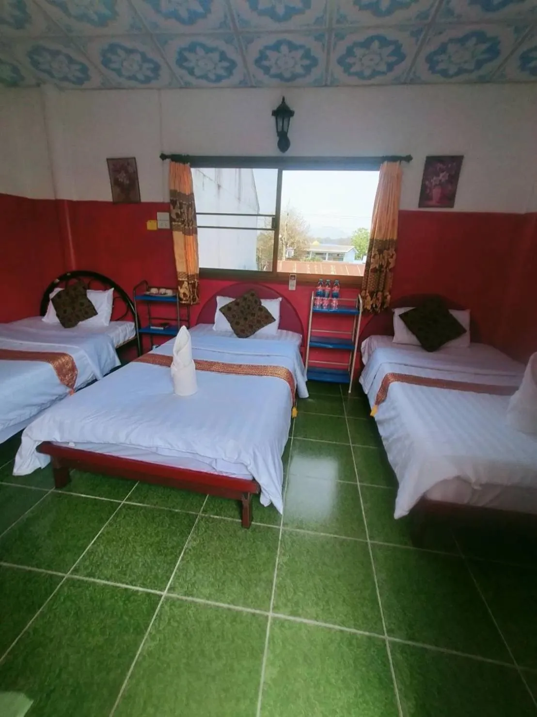 Bed in Sabaydee House at Pai