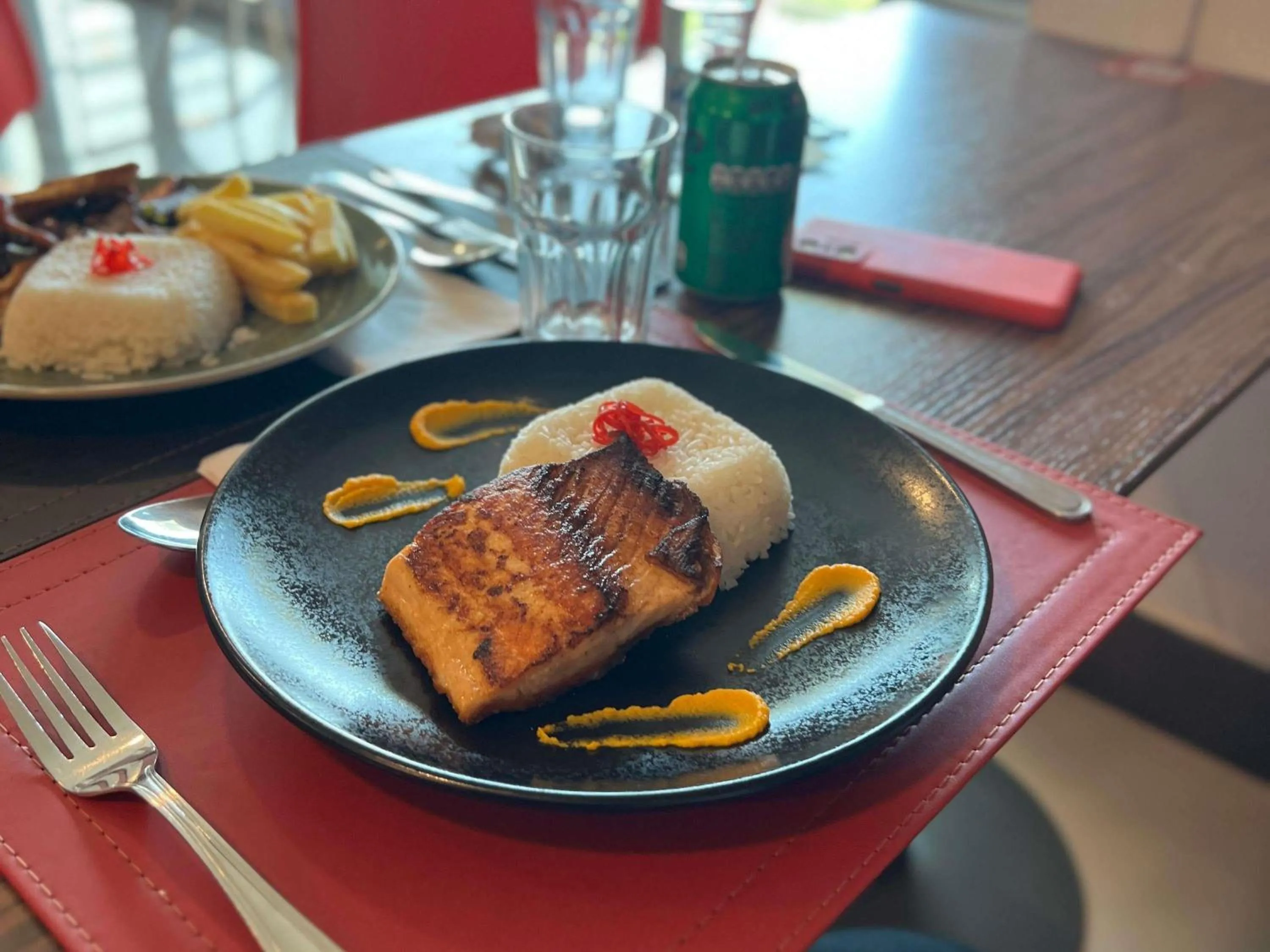 Restaurant/places to eat in ibis Puerto Montt