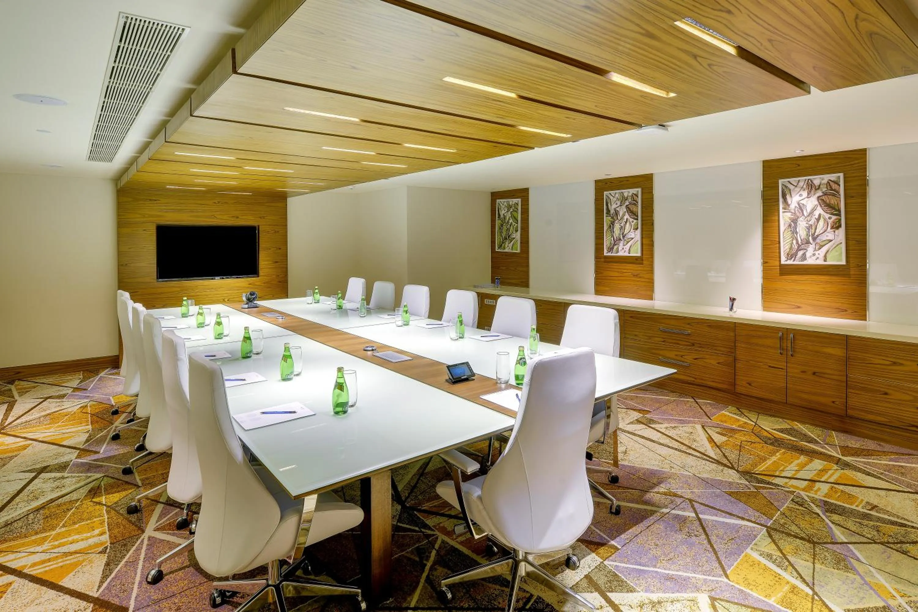 Meeting/conference room in Novotel Kochi Infopark