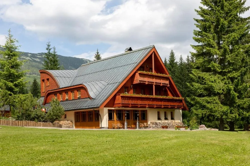 Aparthotel Pod Plání