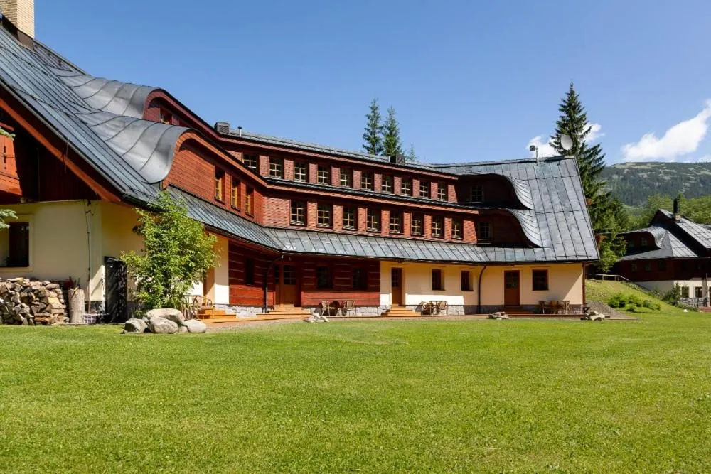 Aparthotel Pod Plání