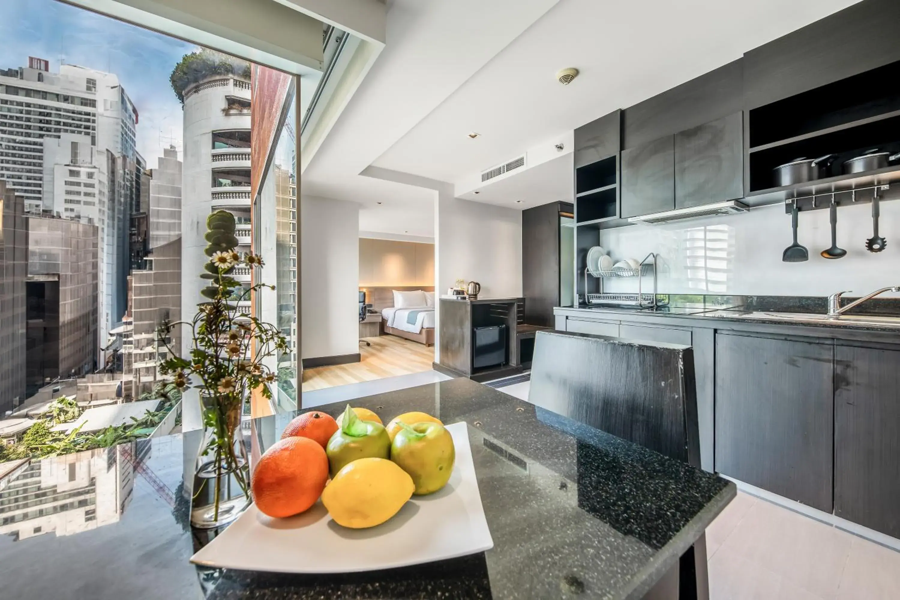 Living room in Golden Tulip Mandison Suites Living room in Golden Tulip Mandison Suites