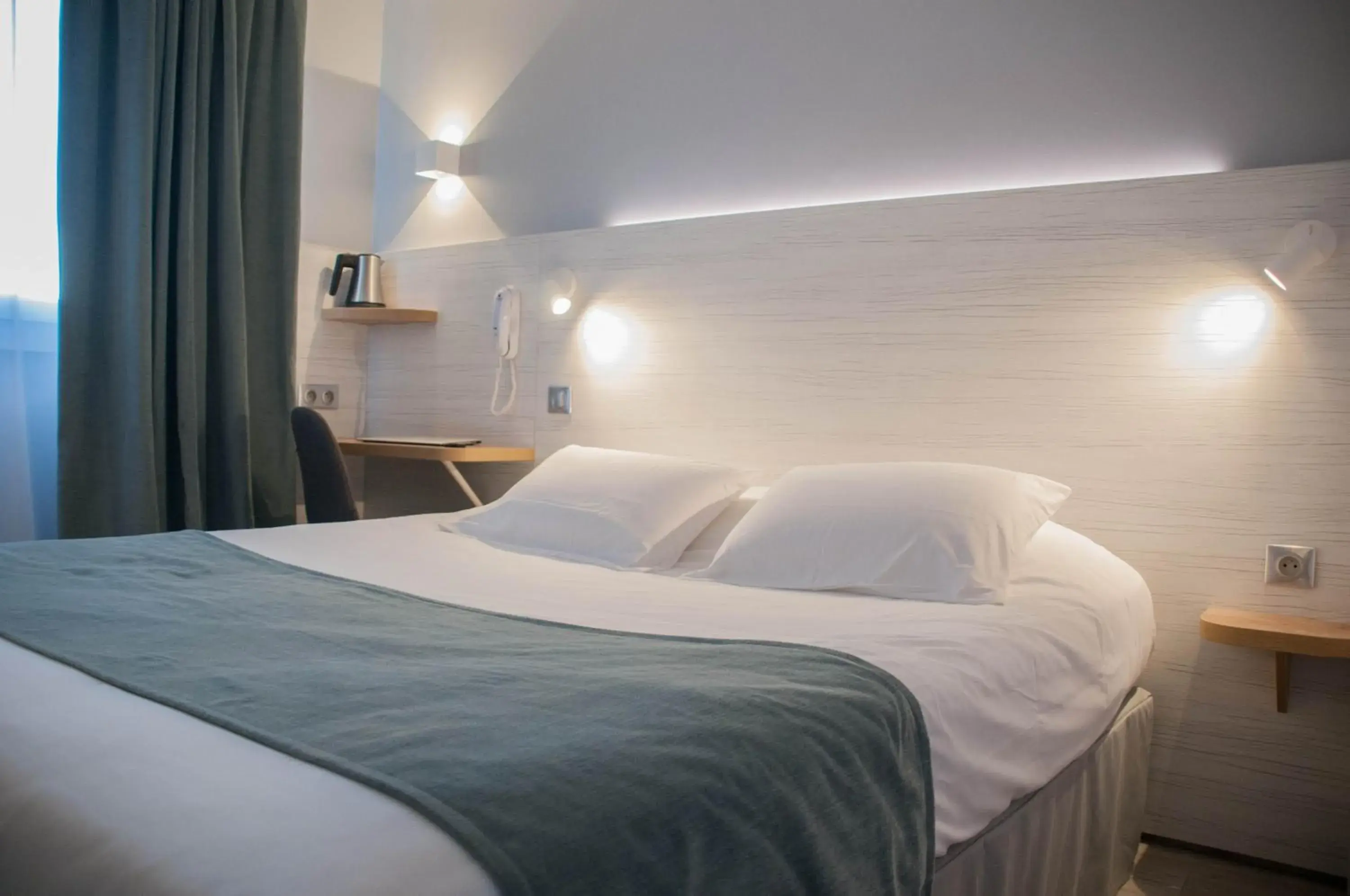 Bed in Kyriad Montpellier Sud - A709 Bed in Kyriad Montpellier Sud - A709