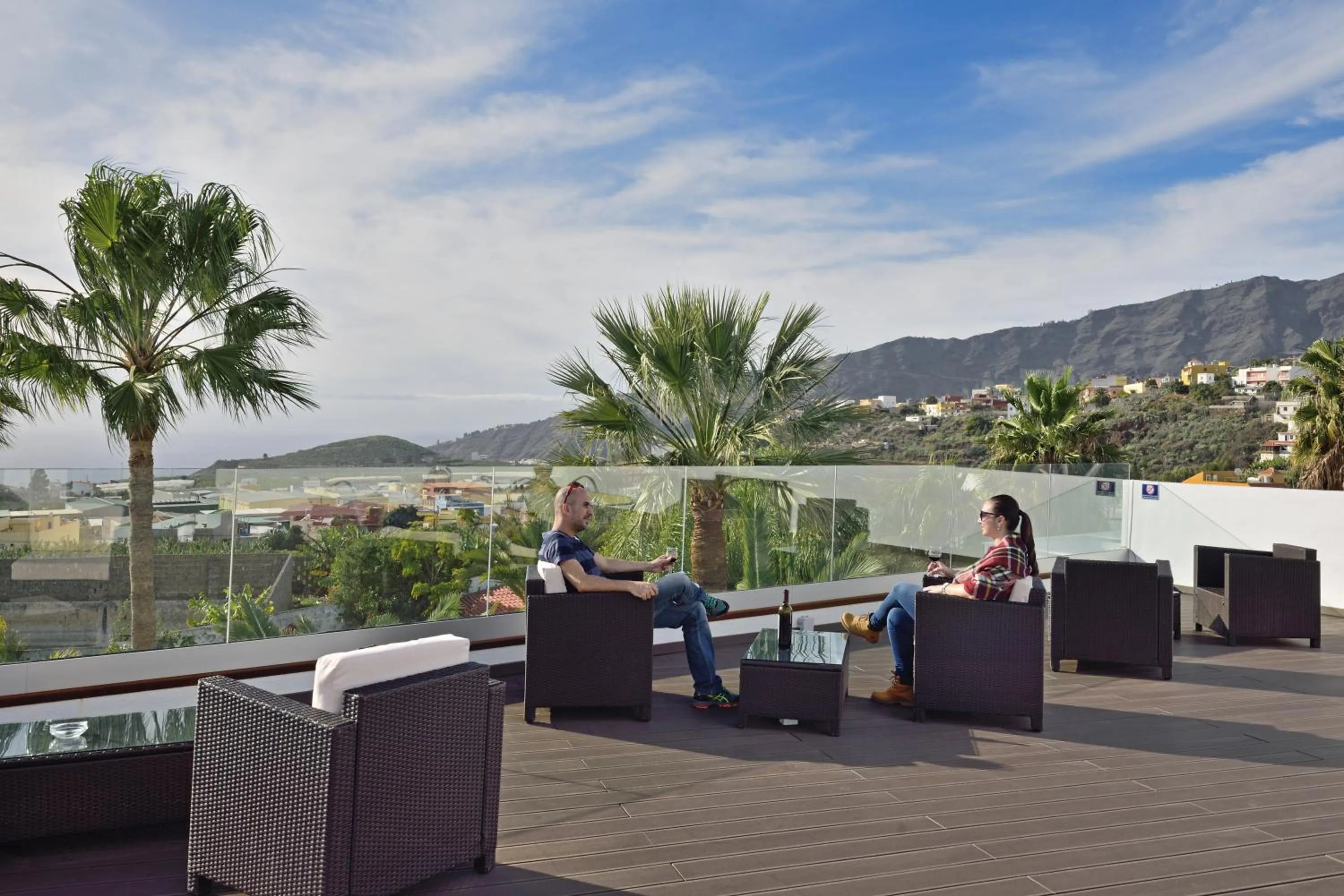 Spring in Apartamentos Adjovimar