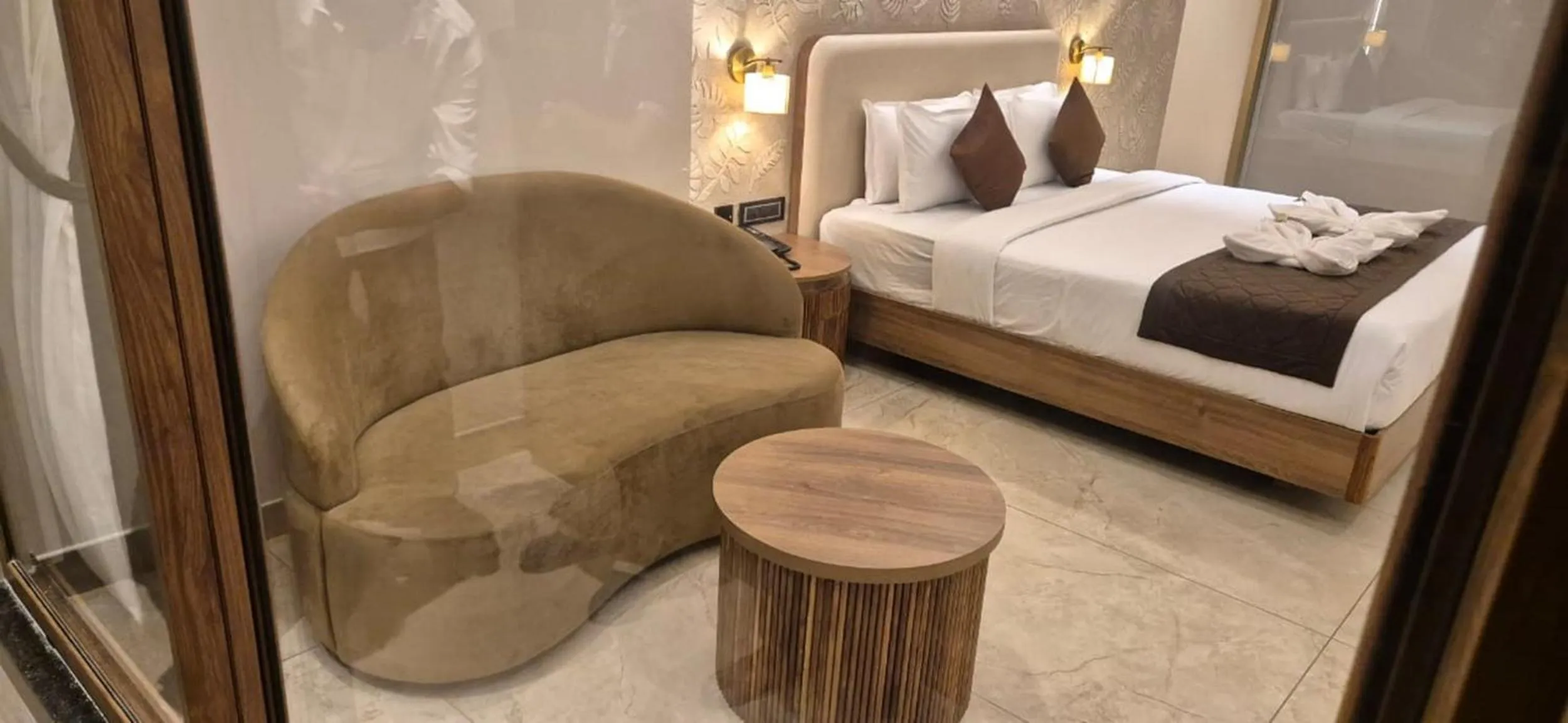 Seating area, Bed in Palette Hill View Resorts Vagamon