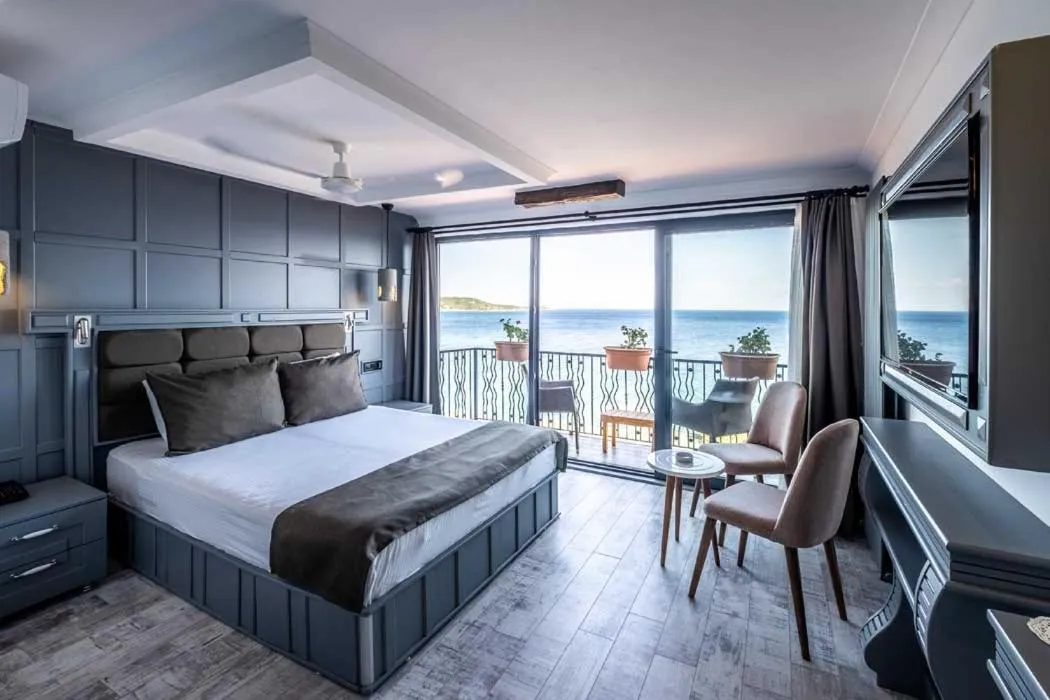 Sea view, Bed in Assos Kervansaray Hotel - Special Category