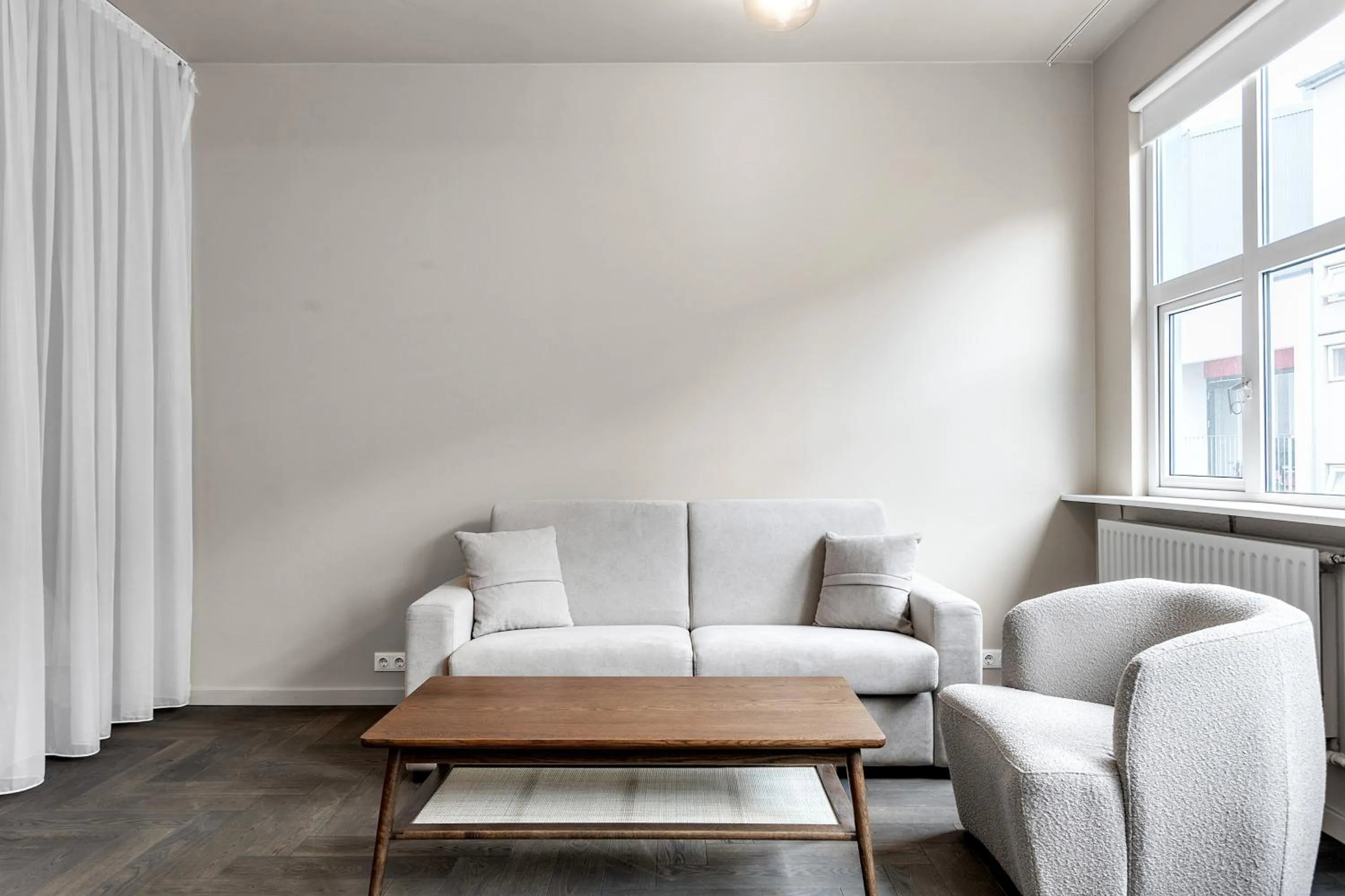 Living room in The Swan House by Heimaleiga