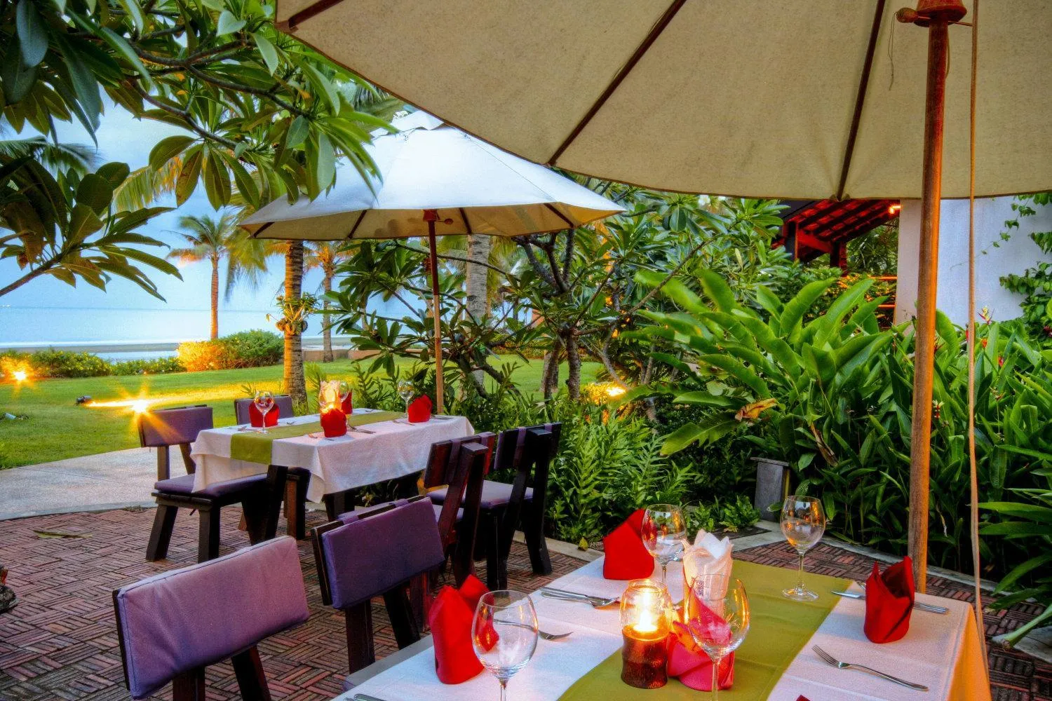 Restaurant/places to eat in Purimuntra Resort and Spa