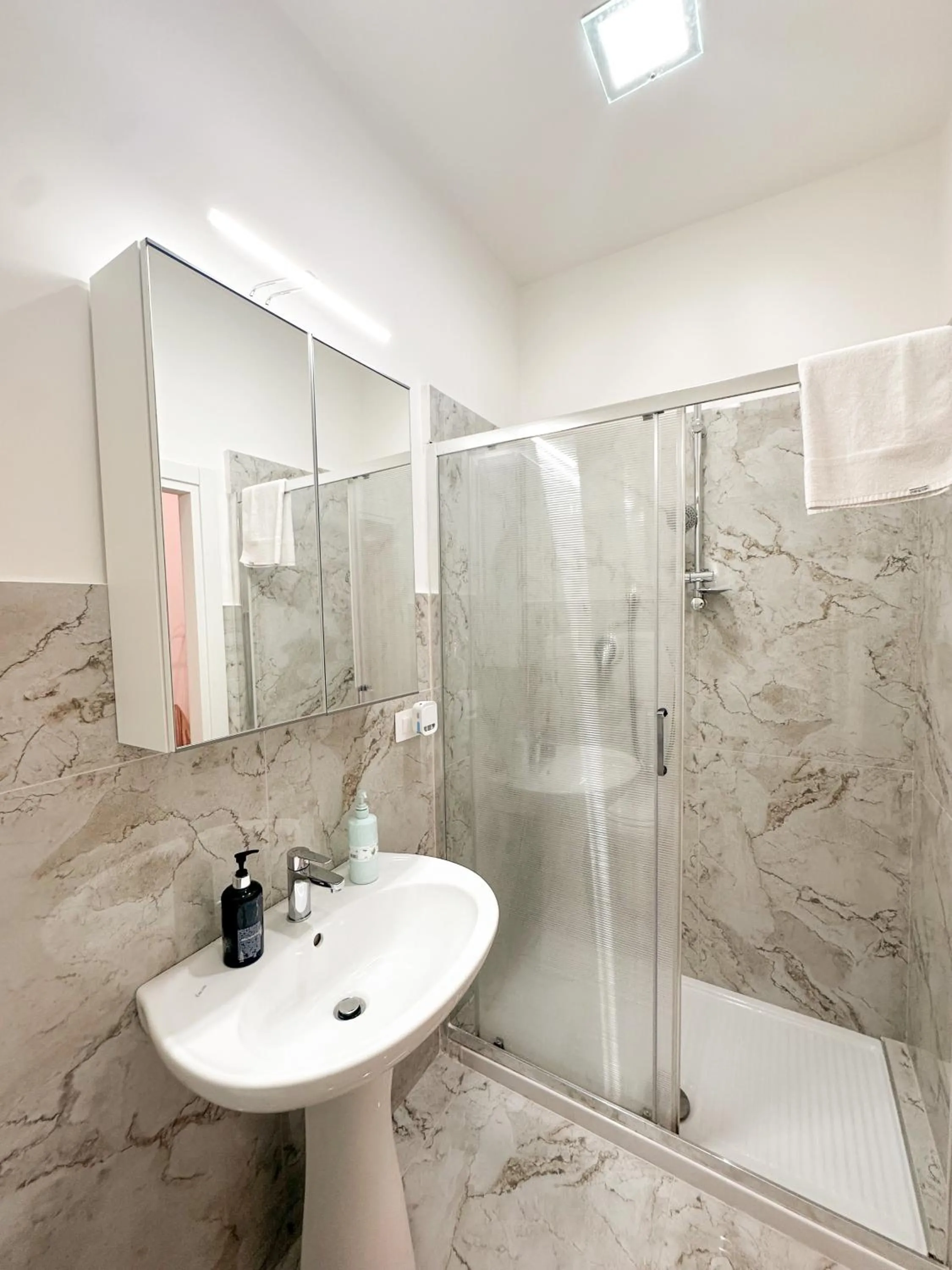 Shower in Benvenuto a Napoli