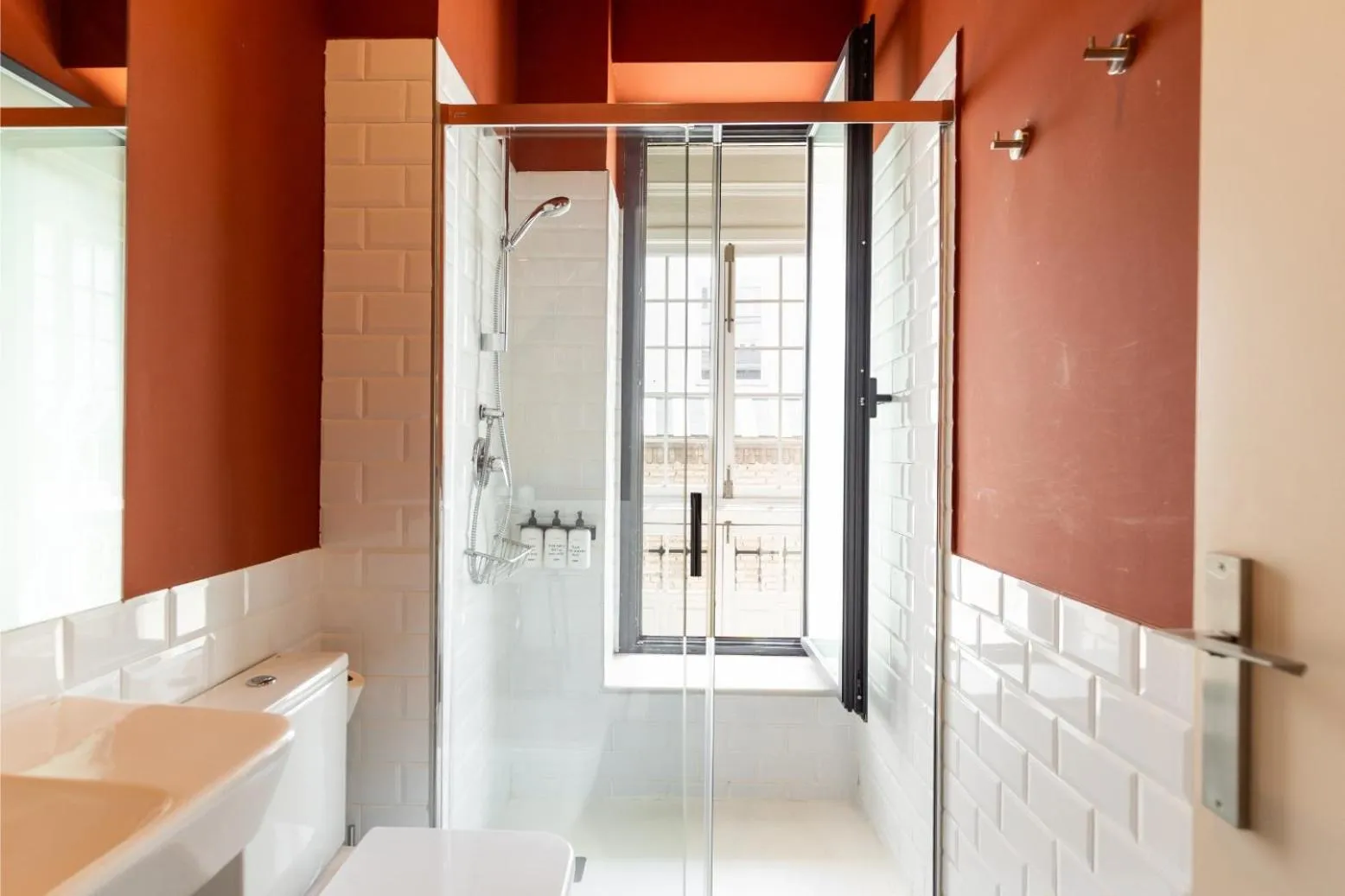 Shower in Colectia Hotel Parada del Marqués