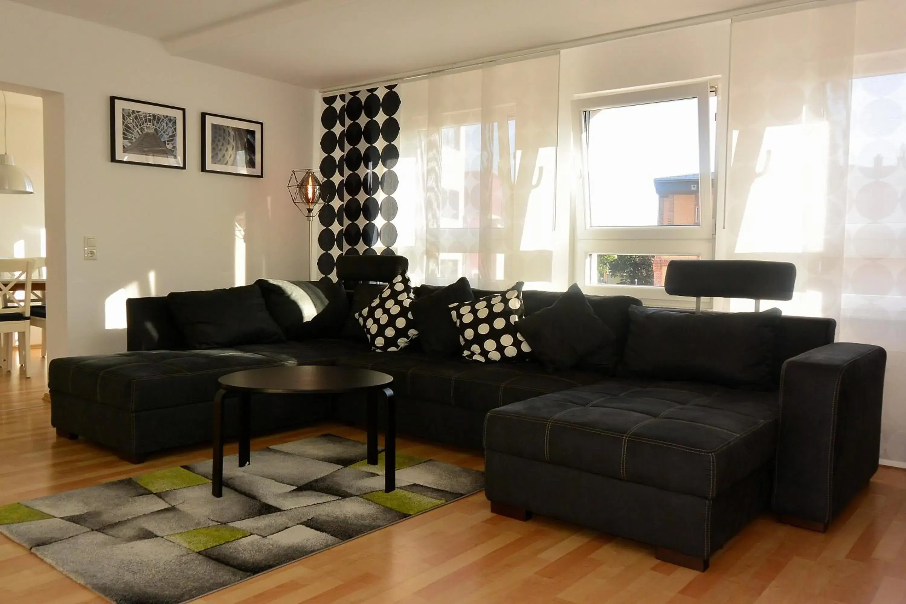 Three-Bedroom Apartment in 1880 Lofthaus & Apartmenthaus Three-Bedroom Apartment in 1880 Lofthaus & Apartmenthaus