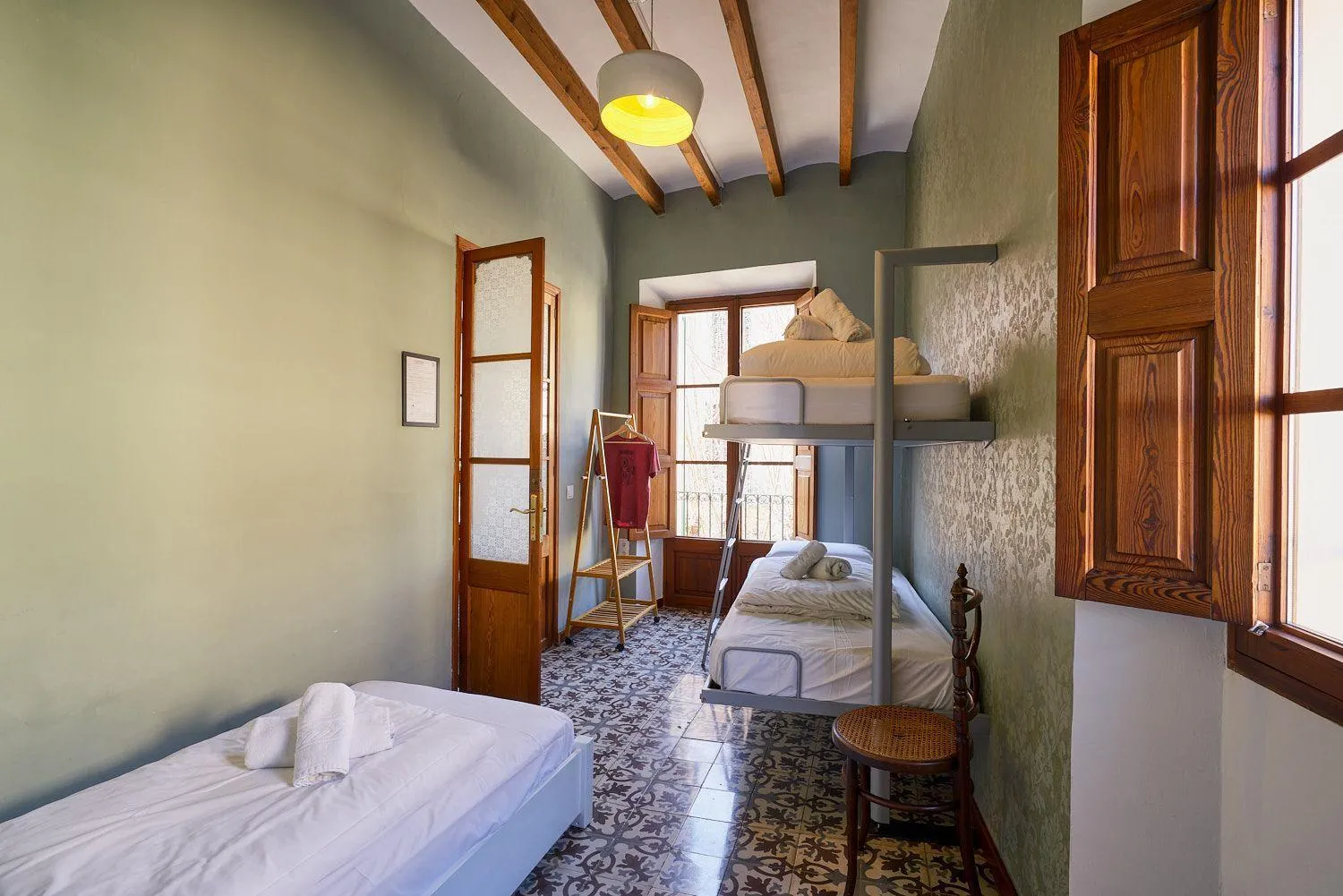 Triple Room with Shared Bathroom in Hostel Sóller