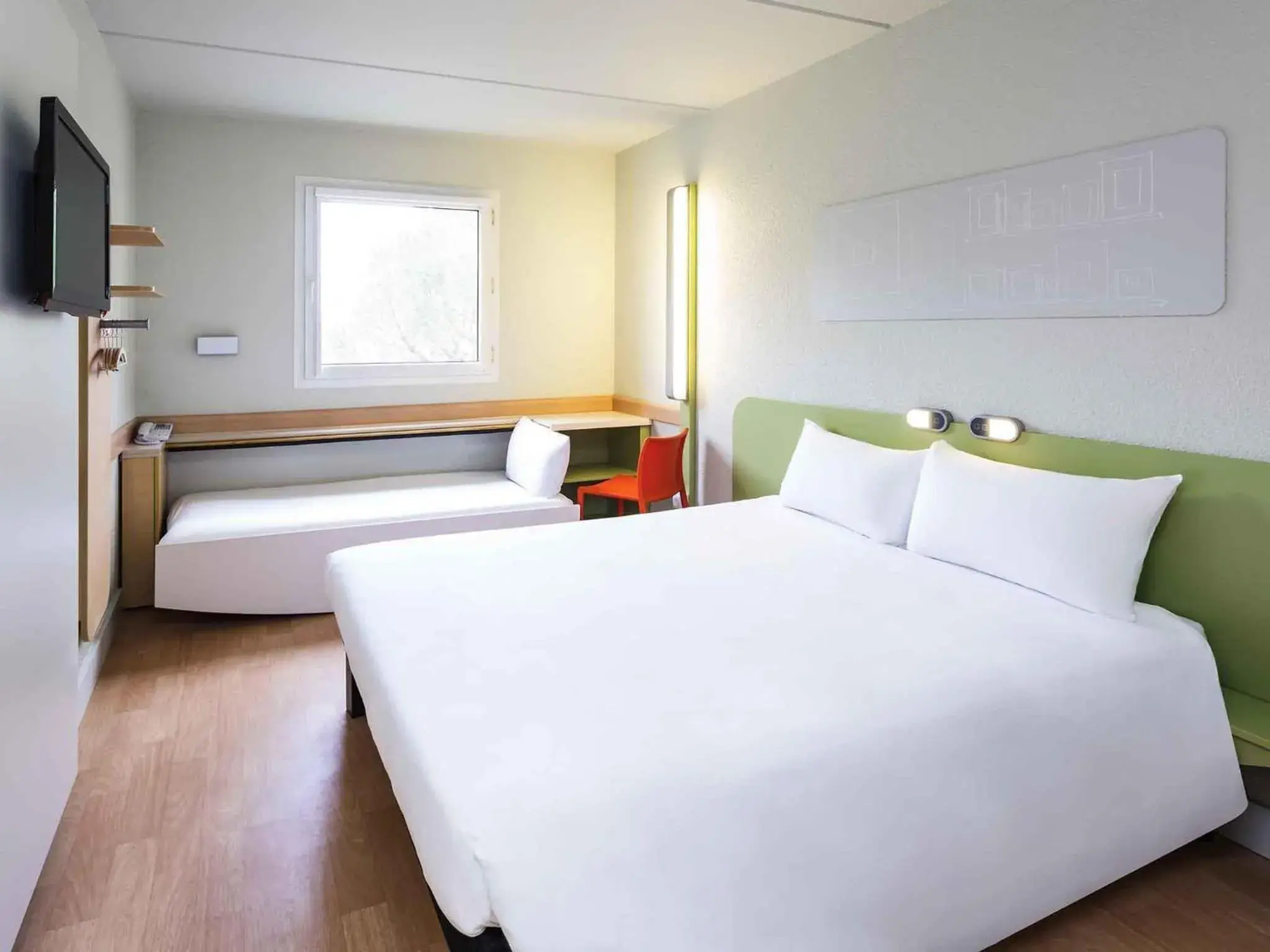 Bedroom, Bed in Ibis Budget Madrid Alcorcón Móstoles Bedroom, Bed in Ibis Budget Madrid Alcorcón Móstoles
