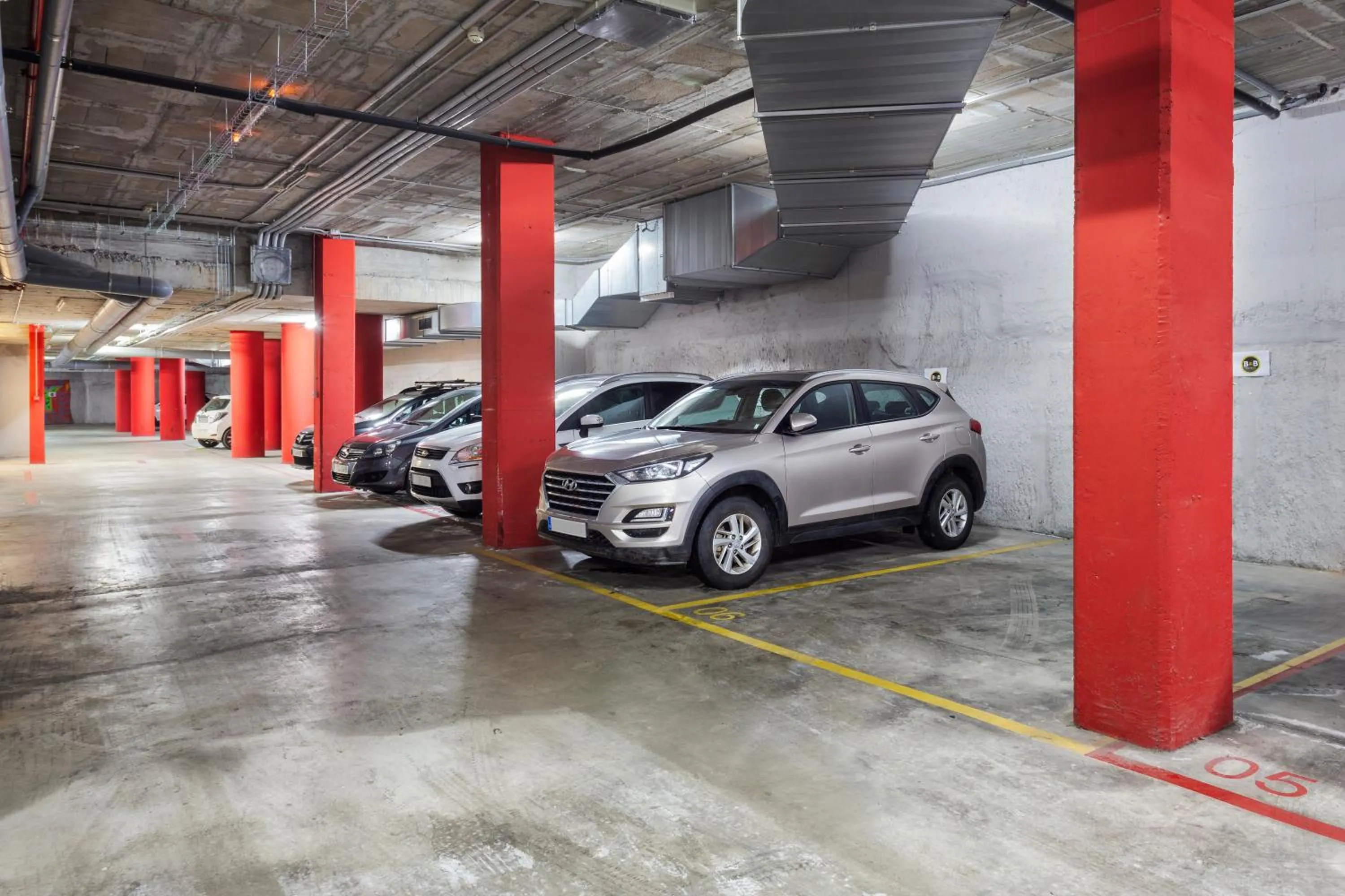 Property building in B&B HOTEL Barcelona Mataro