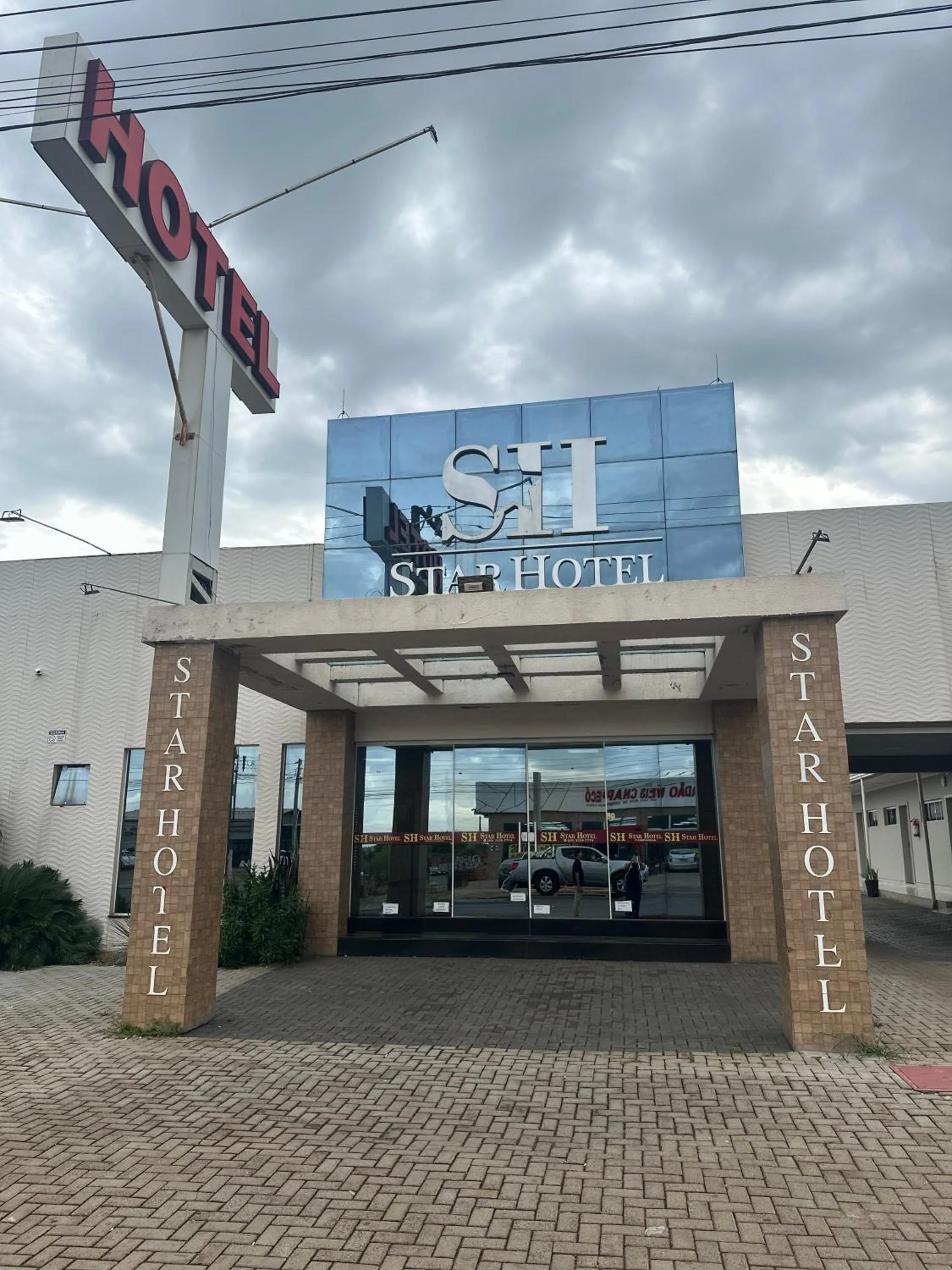 Star Hotel
