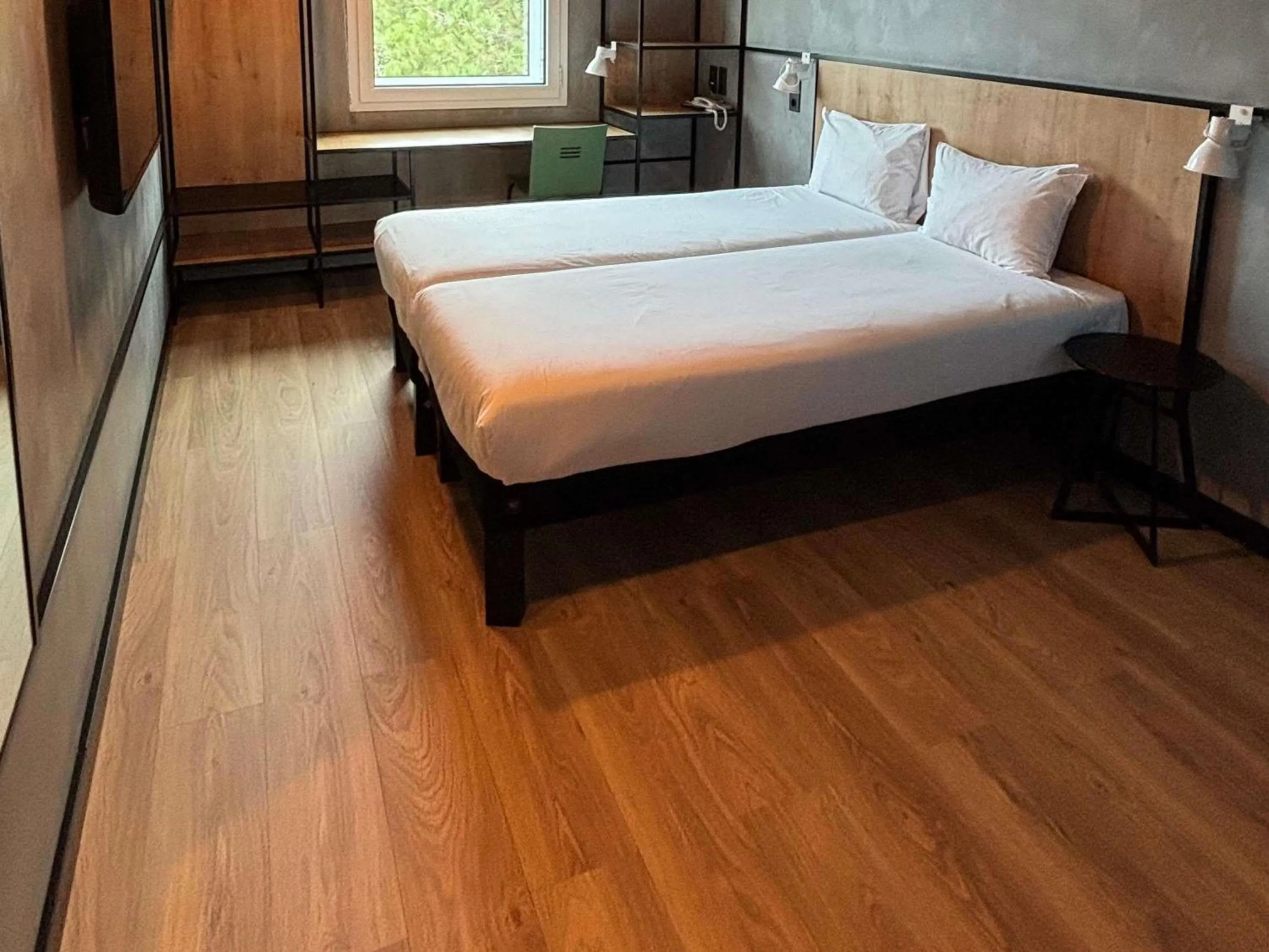 Bedroom, Bed in Ibis Montmelo Granollers