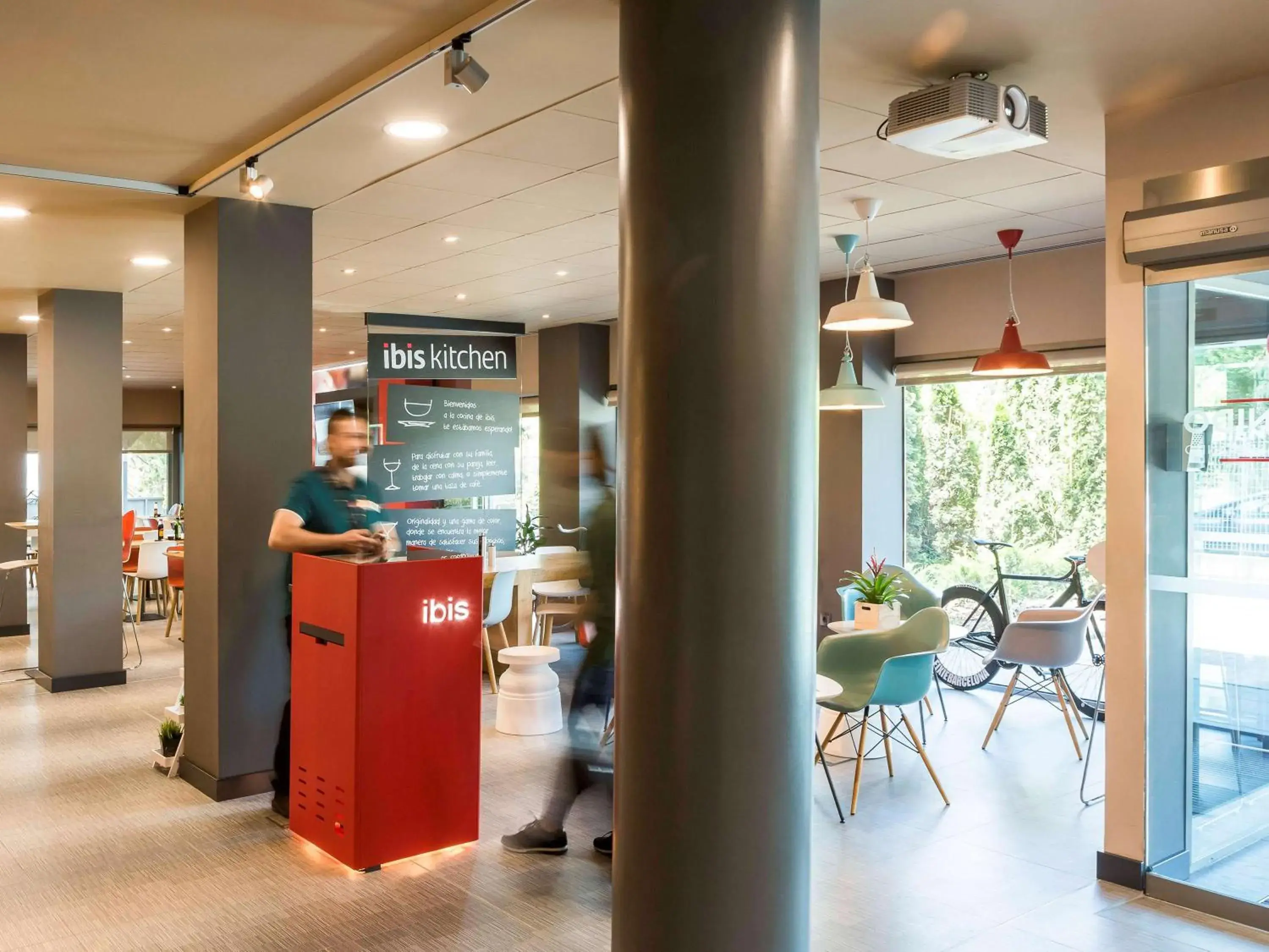 Property building in Ibis Montmelo Granollers Property building in Ibis Montmelo Granollers