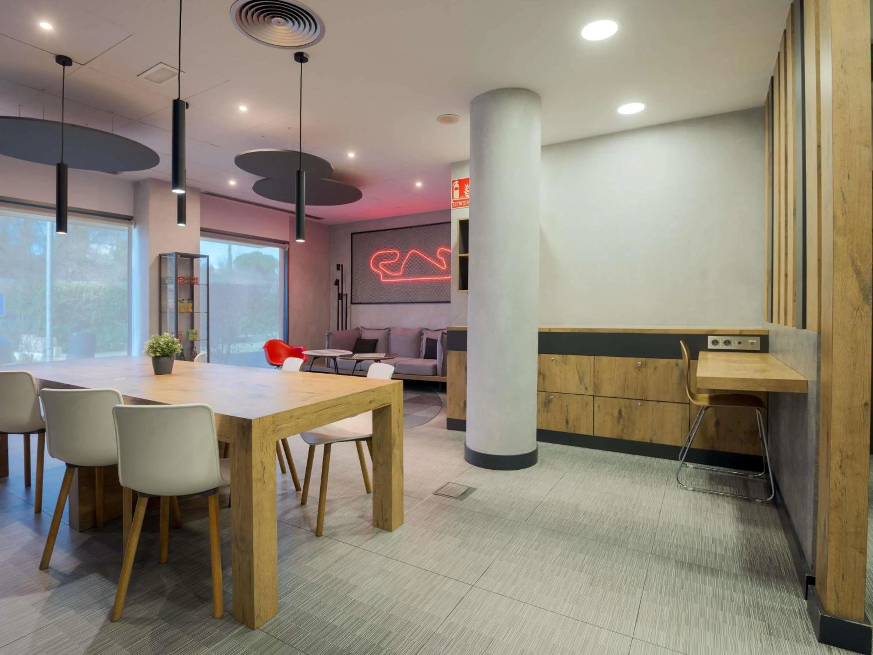 Property building in Ibis Montmelo Granollers