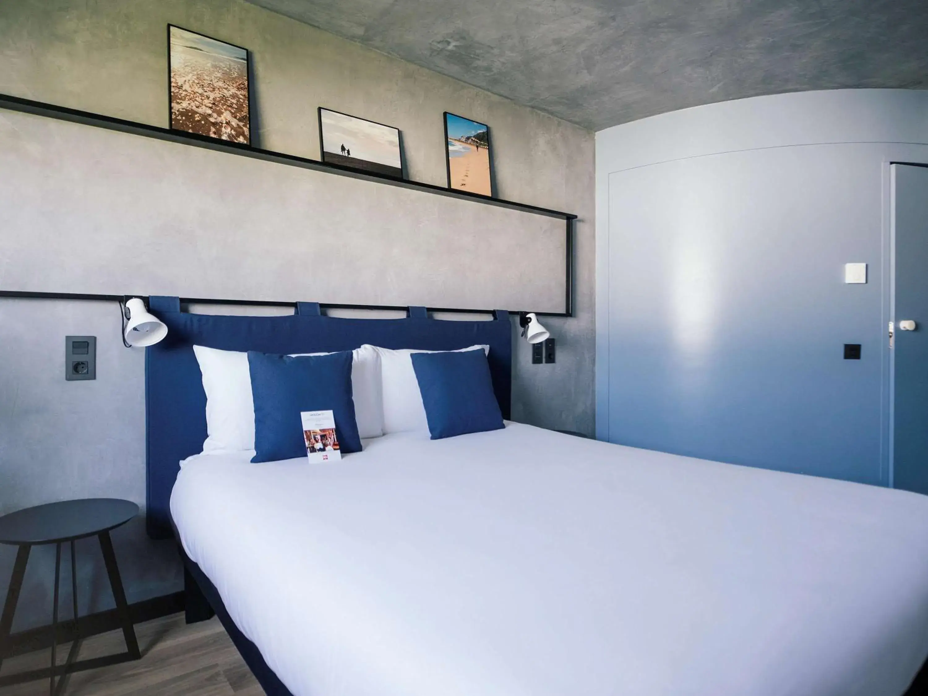Bedroom, Bed in Ibis Montmelo Granollers Bedroom, Bed in Ibis Montmelo Granollers