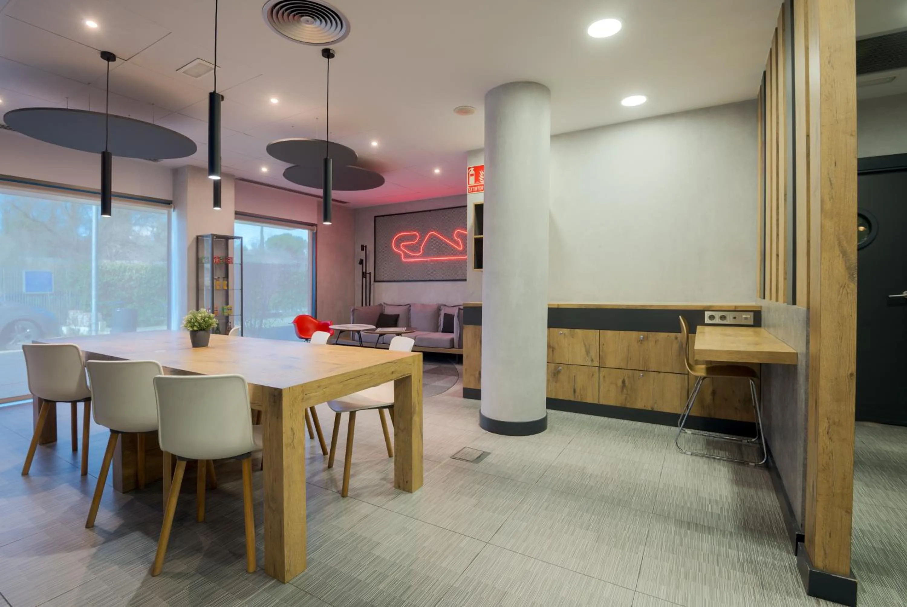 Lobby or reception in Ibis Montmelo Granollers