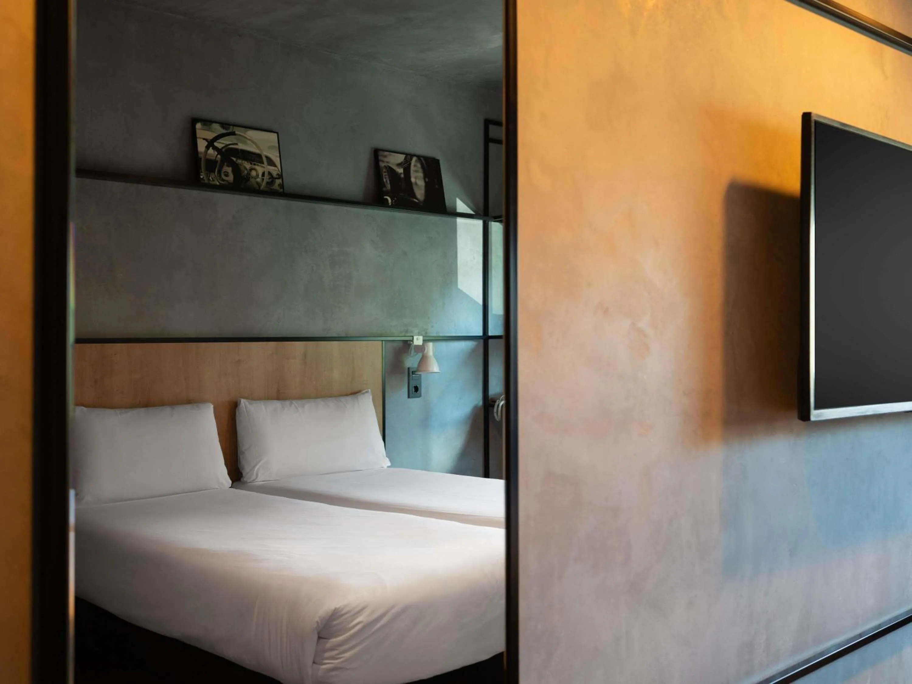 Bedroom, Bed in Ibis Montmelo Granollers