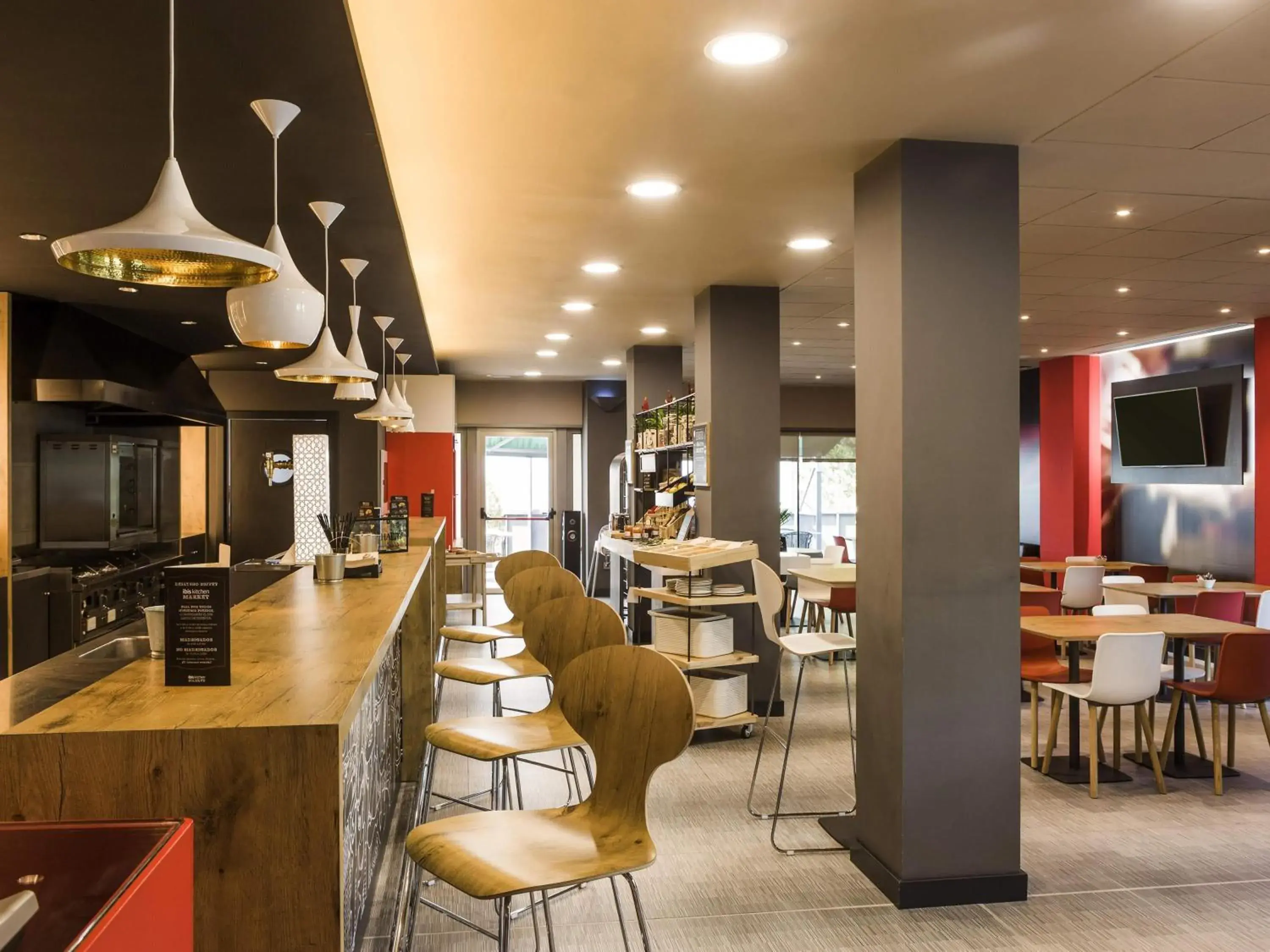 Restaurant/places to eat in Ibis Montmelo Granollers Restaurant/places to eat in Ibis Montmelo Granollers