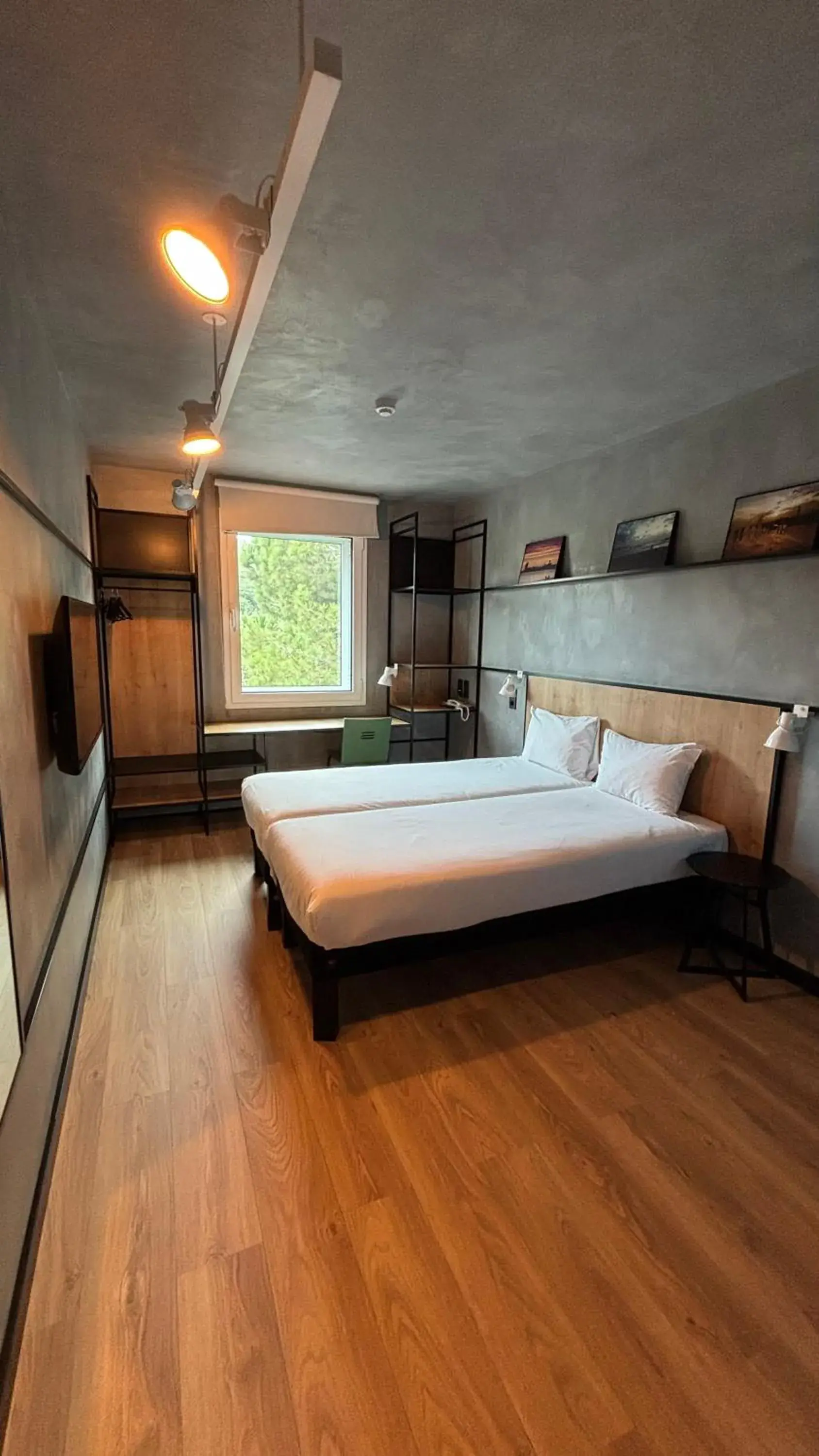 Bedroom, Bed in Ibis Montmelo Granollers Bedroom, Bed in Ibis Montmelo Granollers