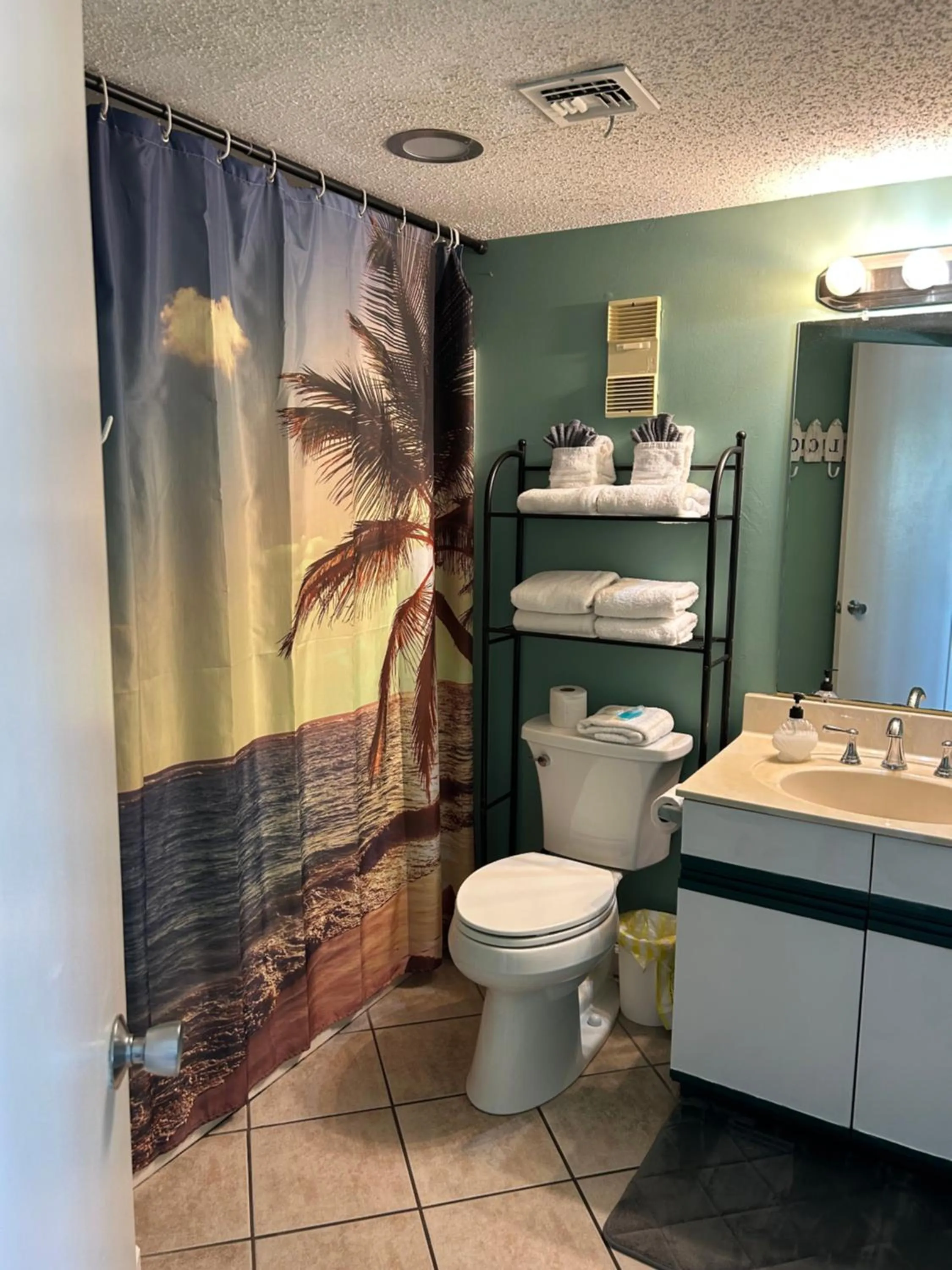 Bathroom in Gulf Shores Plantation
