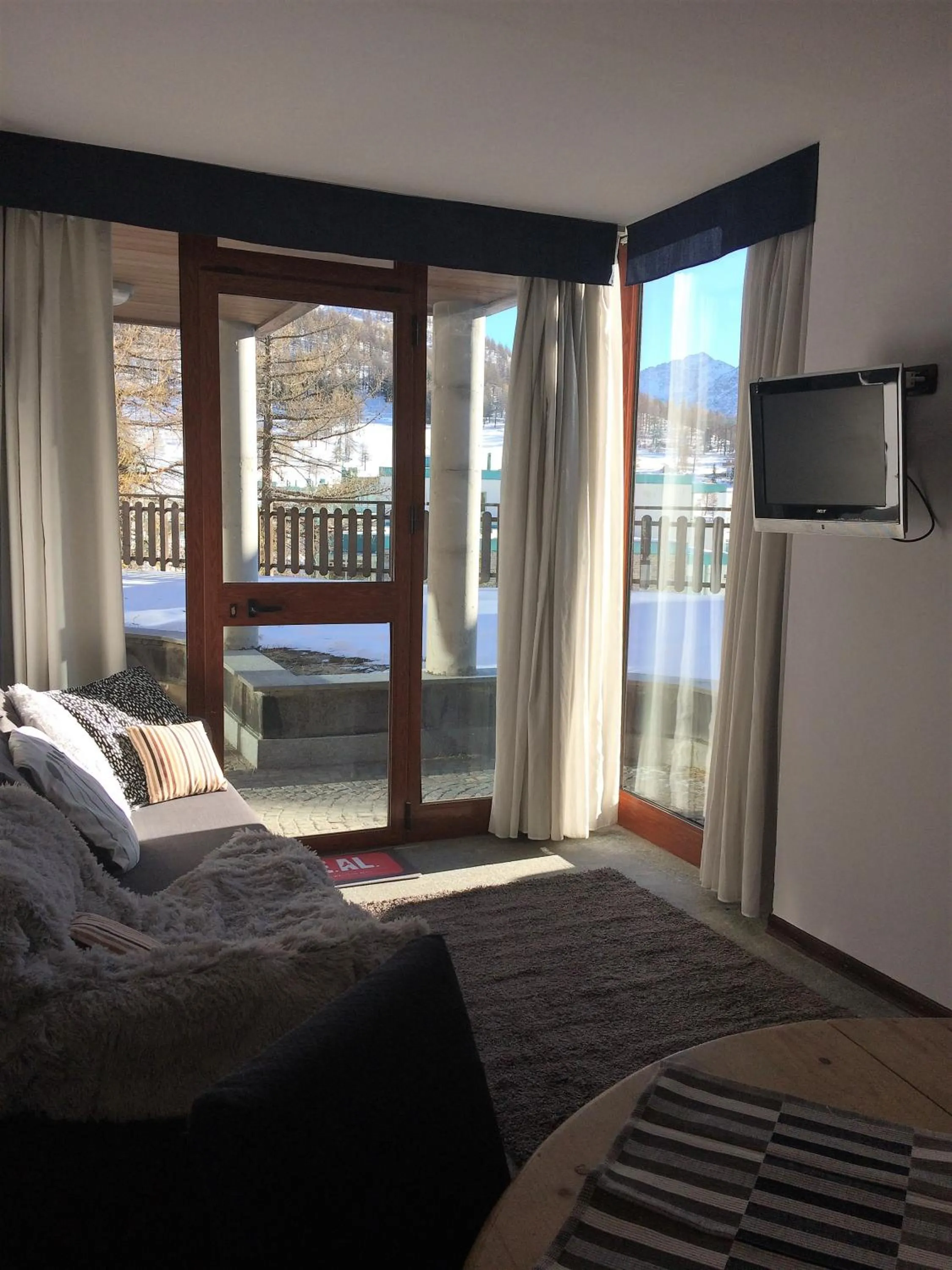 TV and multimedia, Bed in Shackleton Chalet