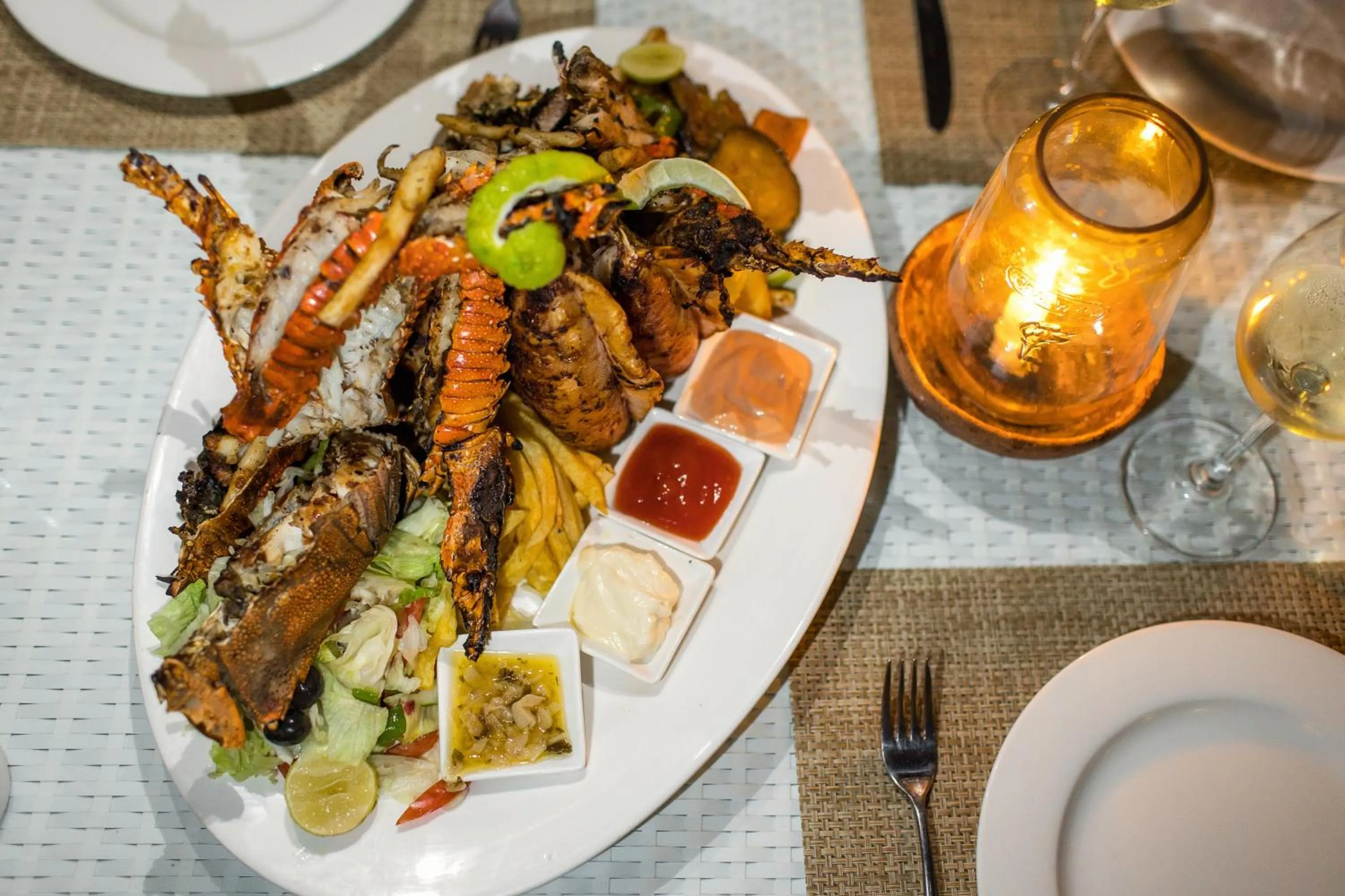 Food and drinks in Blue Moon Resort