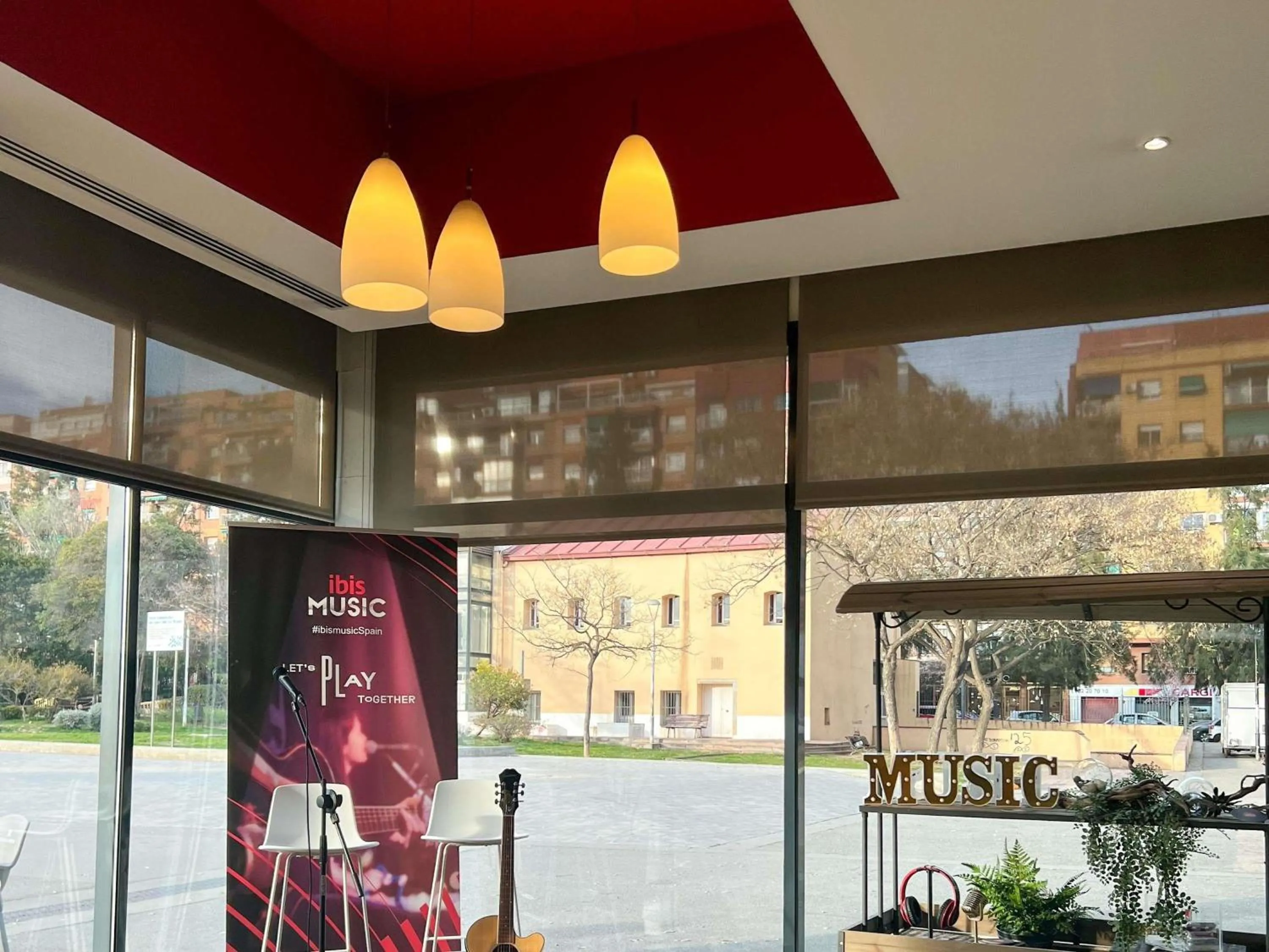 Restaurant/places to eat in Ibis Ripollet