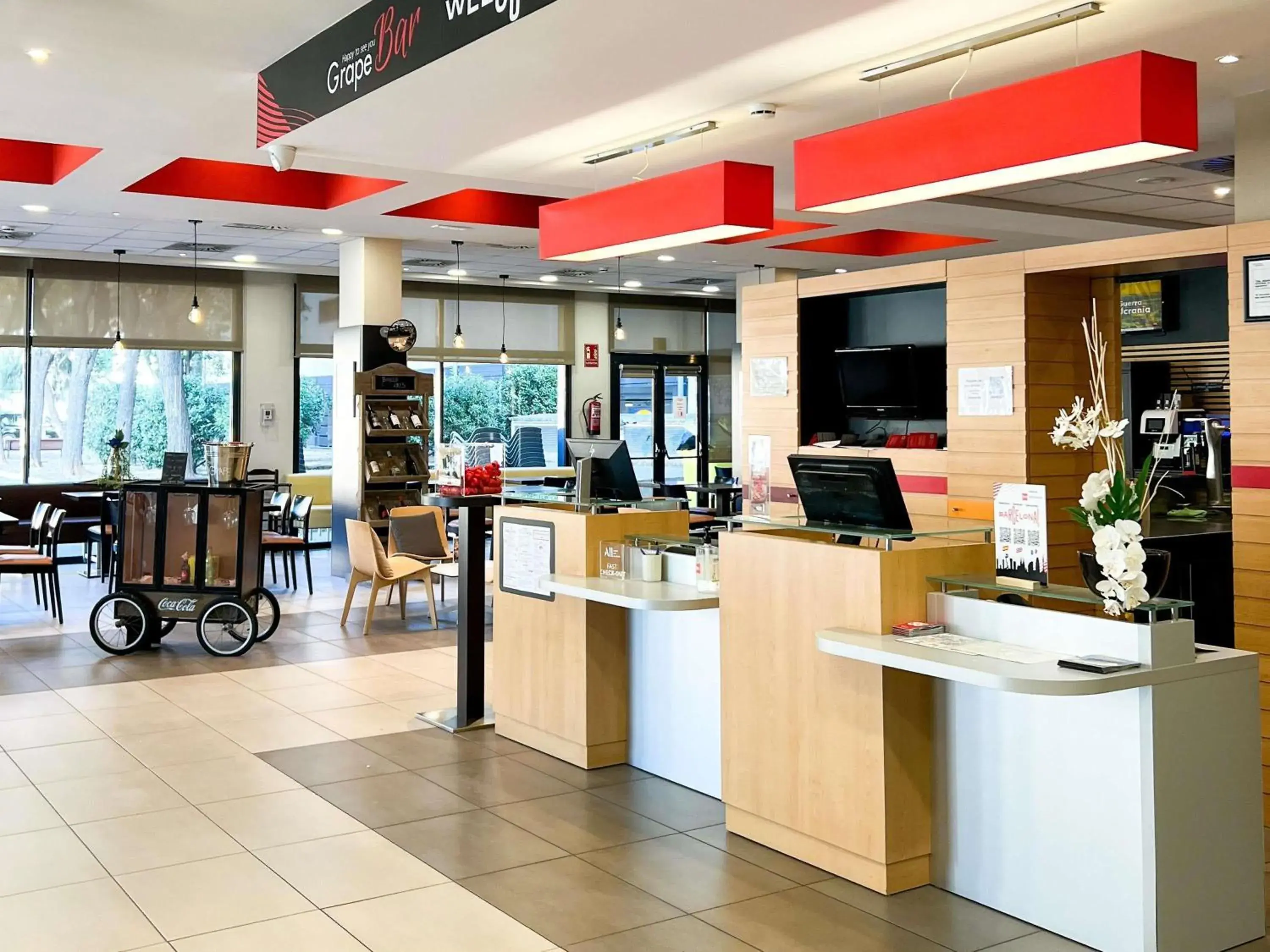 Property building in Ibis Ripollet Property building in Ibis Ripollet