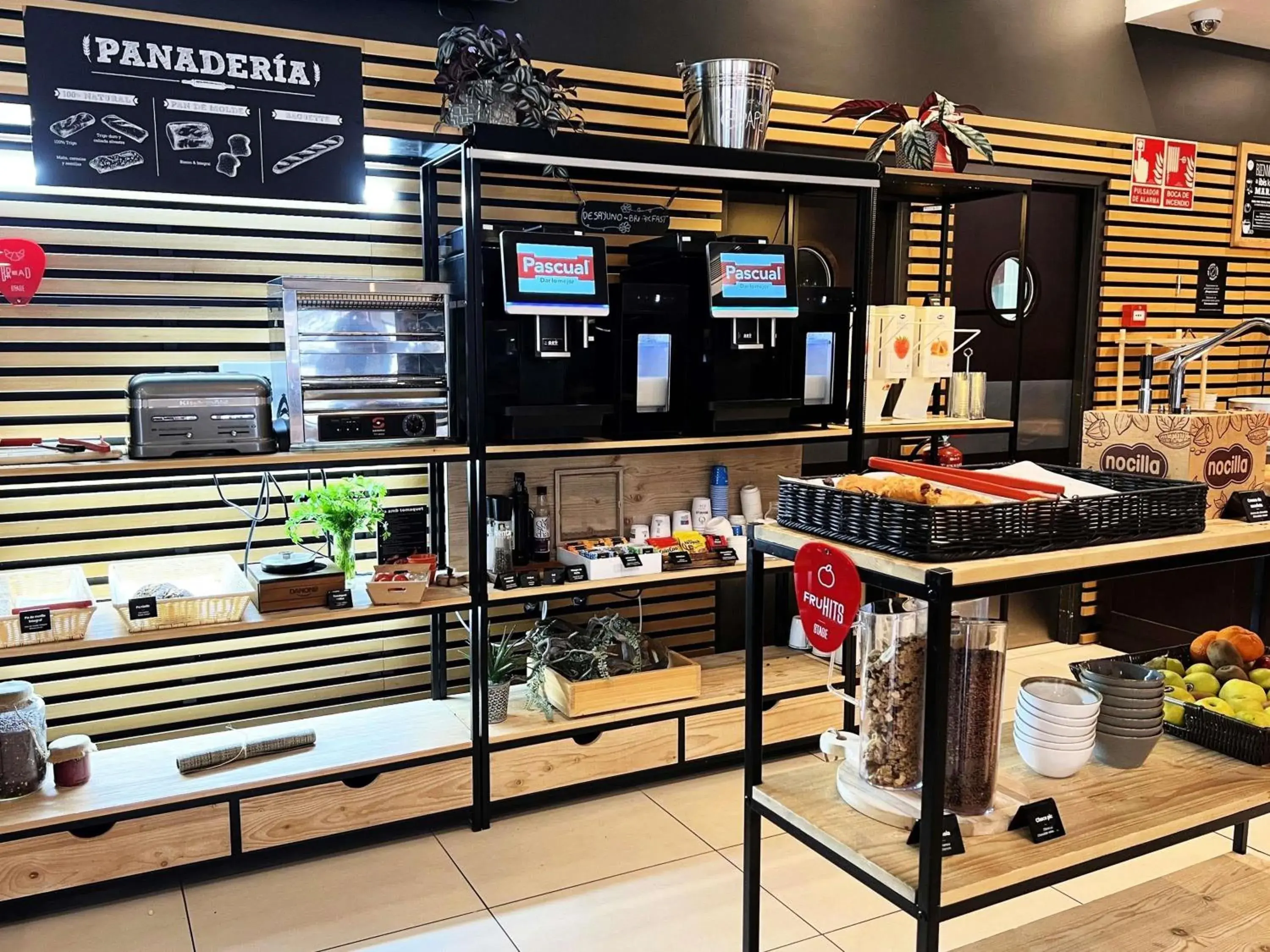 Breakfast in Ibis Ripollet Breakfast in Ibis Ripollet