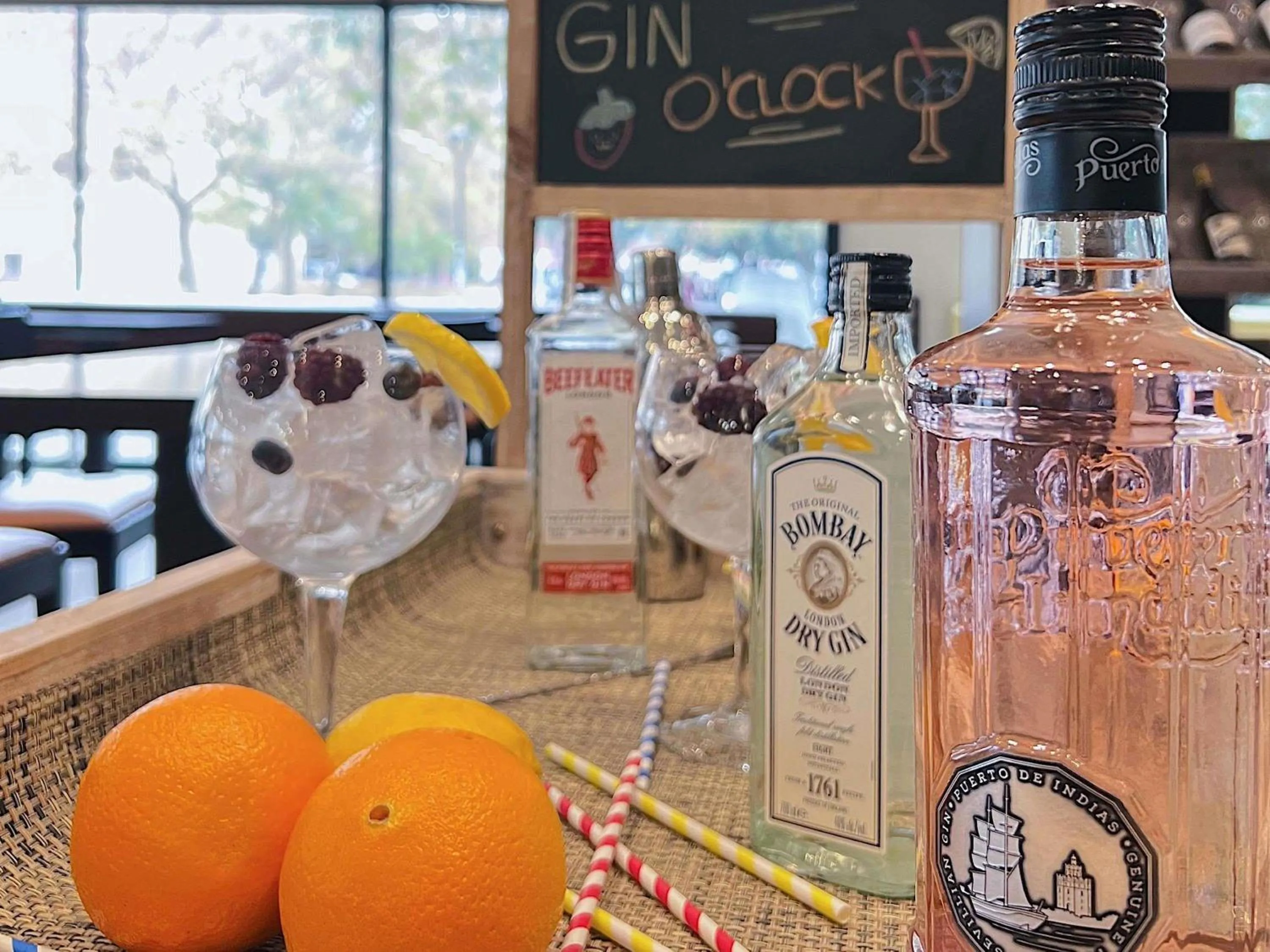 Lounge or bar in Ibis Ripollet