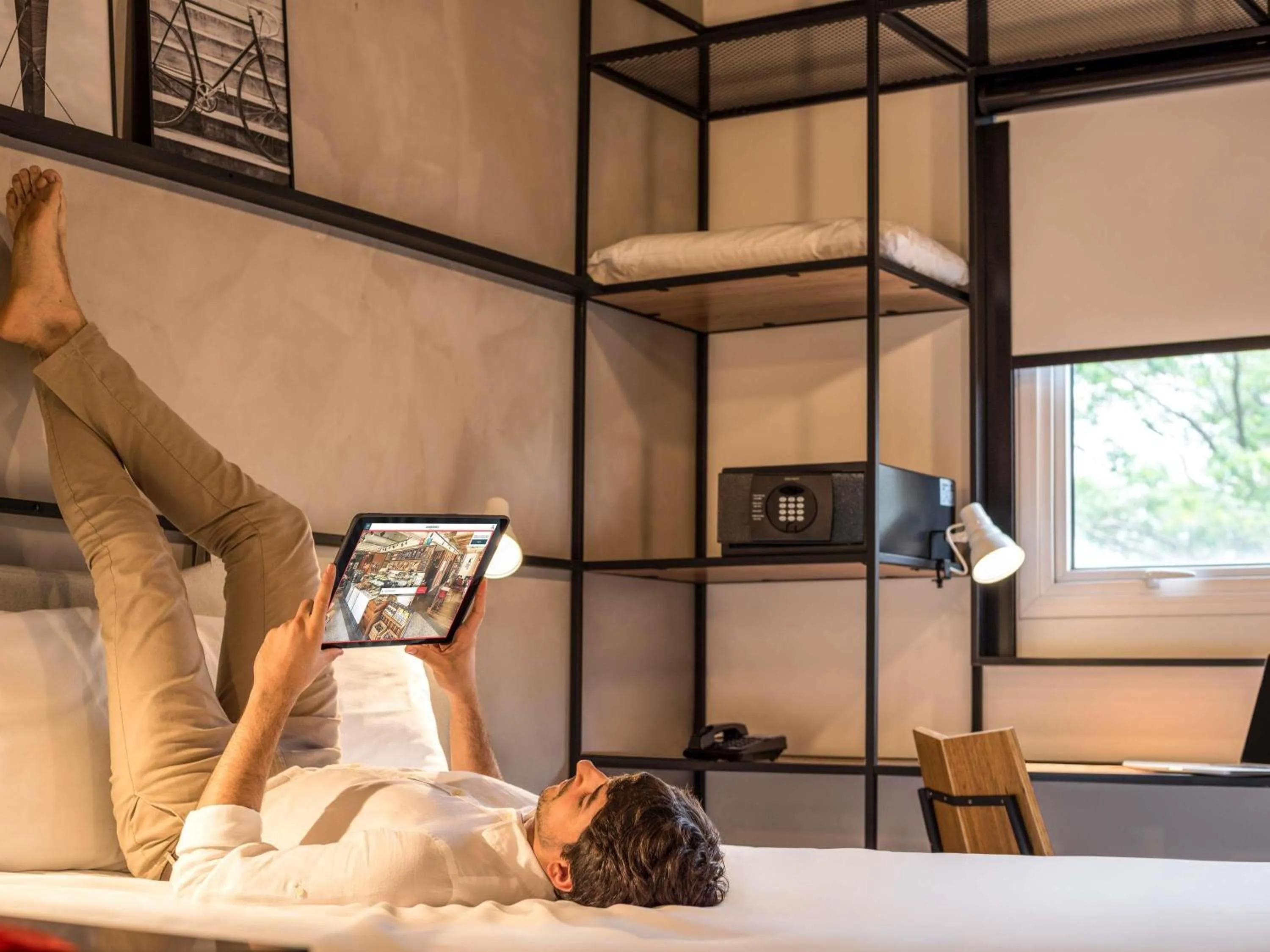 Bedroom, Bed in Ibis Barcelona Castelldefels