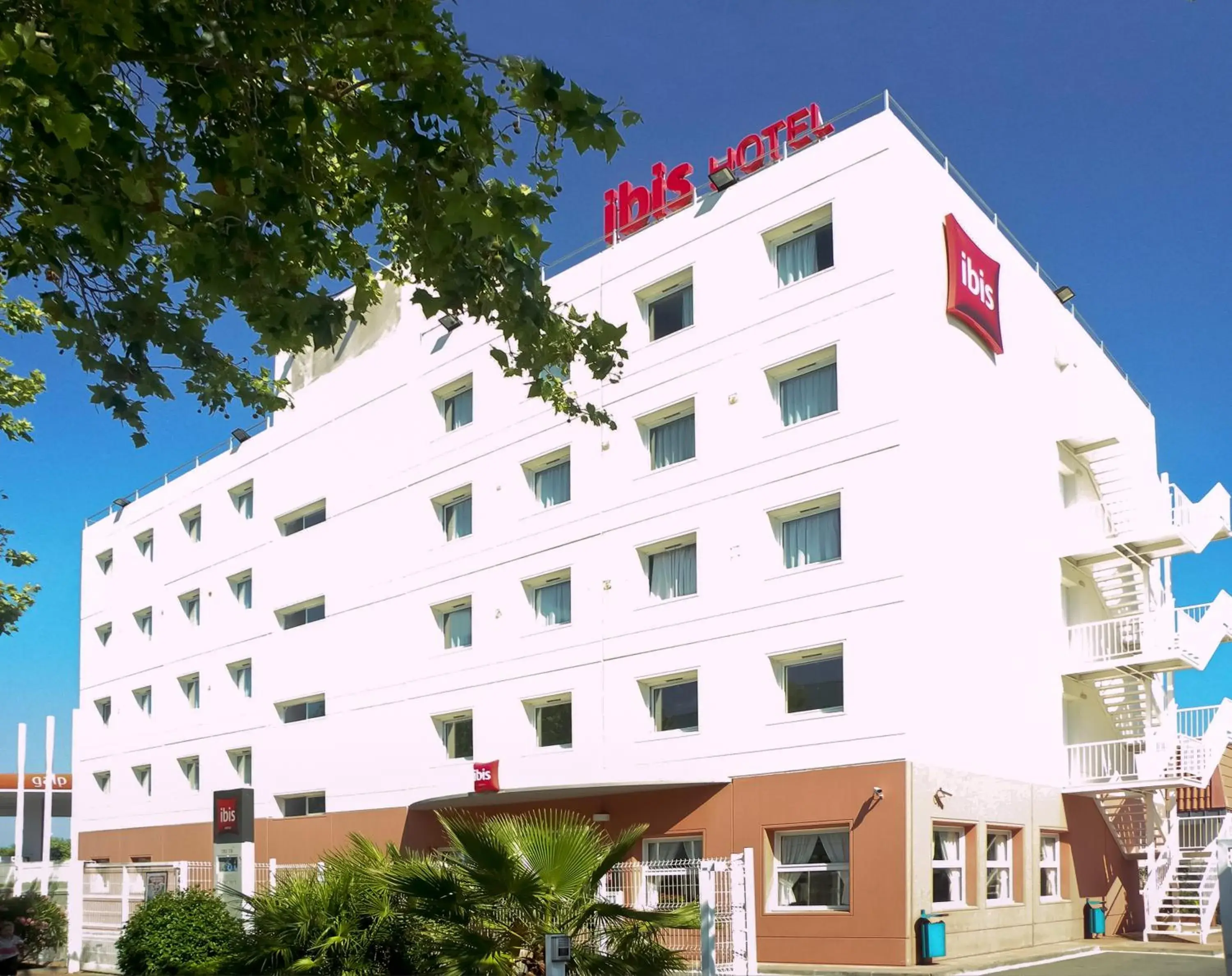 Property building in Ibis Barcelona Castelldefels Property building in Ibis Barcelona Castelldefels