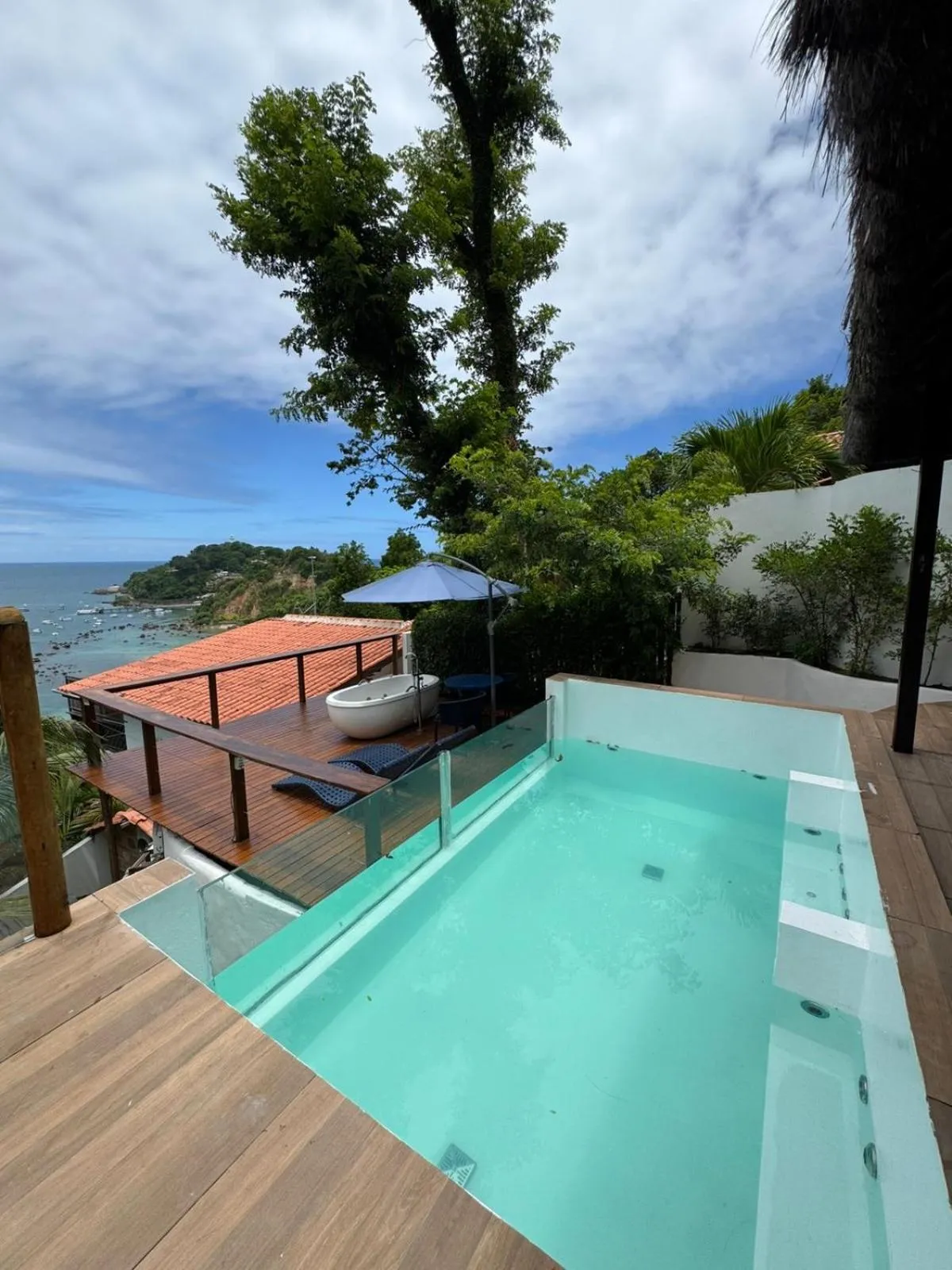 Altavista residence
