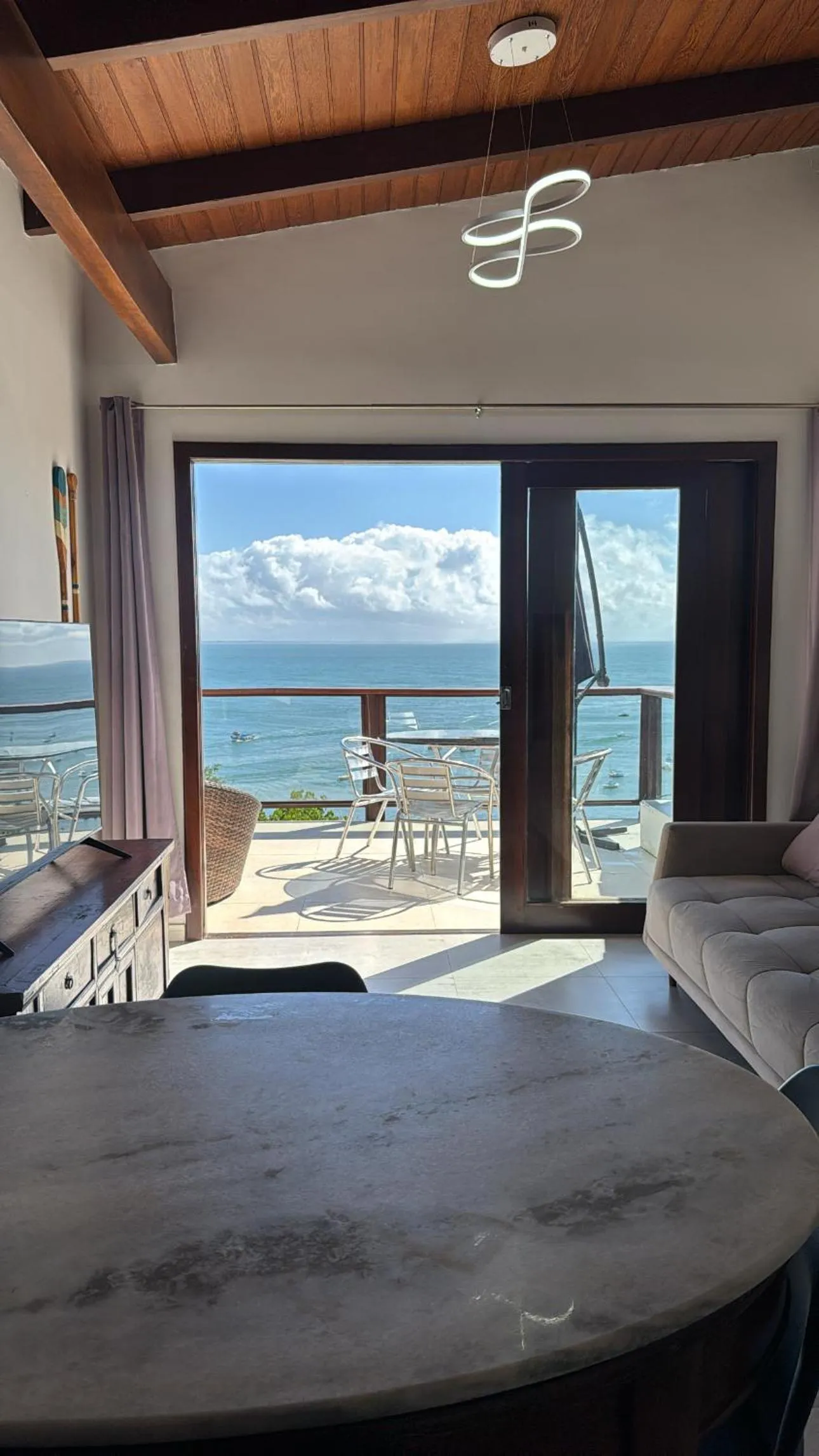 Altavista residence