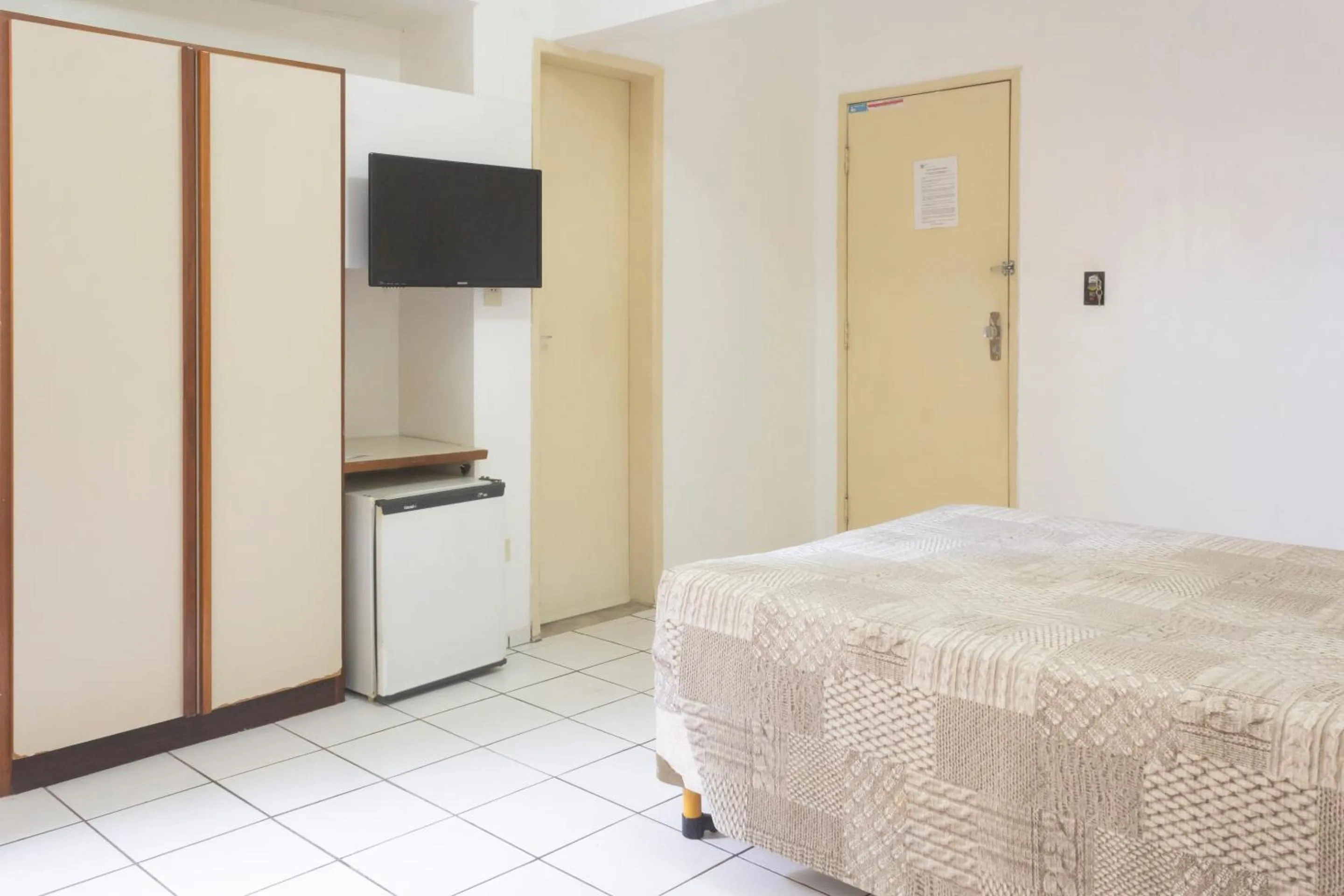 Bedroom, Bed in Rede Andrade Real