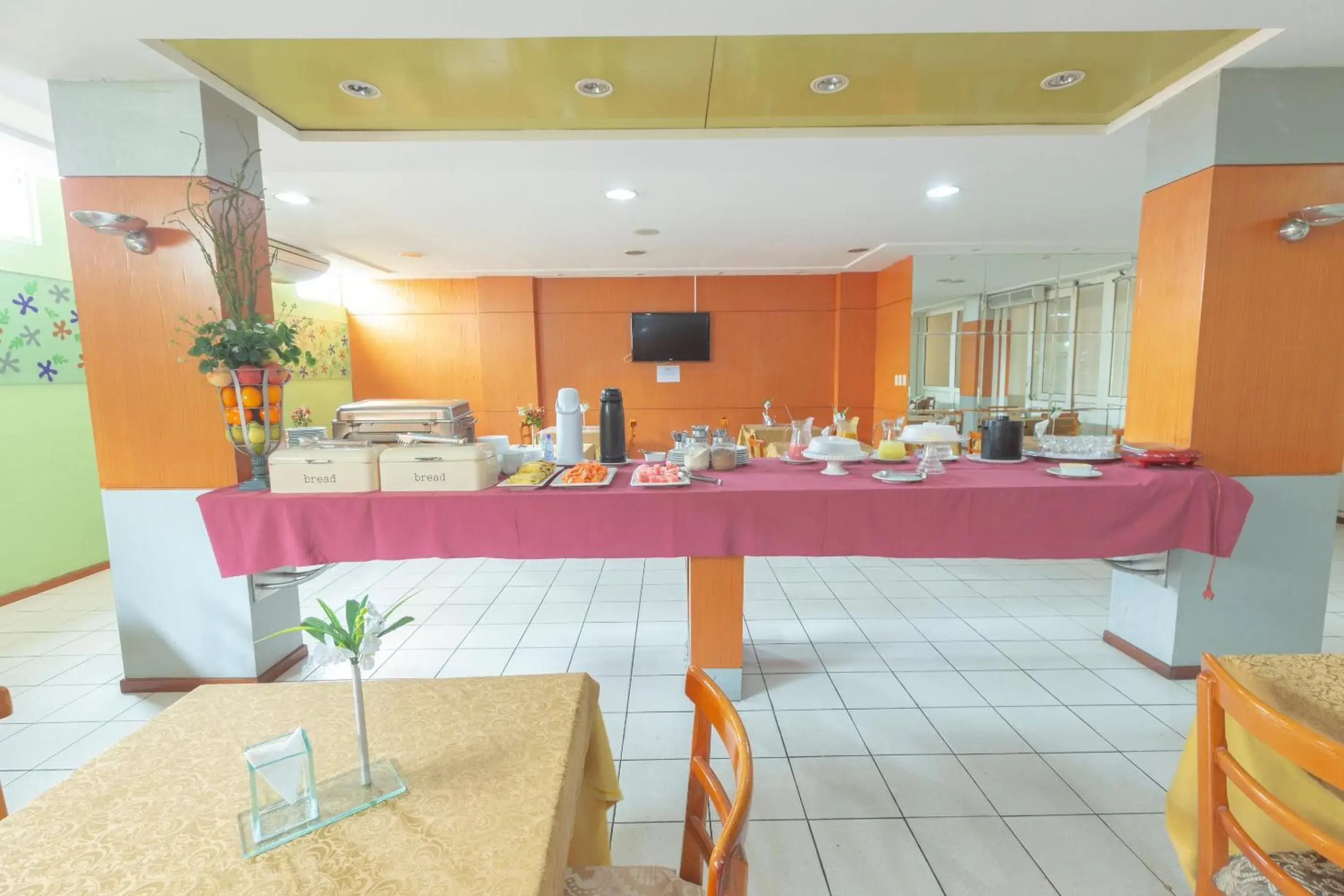 Restaurant/places to eat in Rede Andrade Real Restaurant/places to eat in Rede Andrade Real