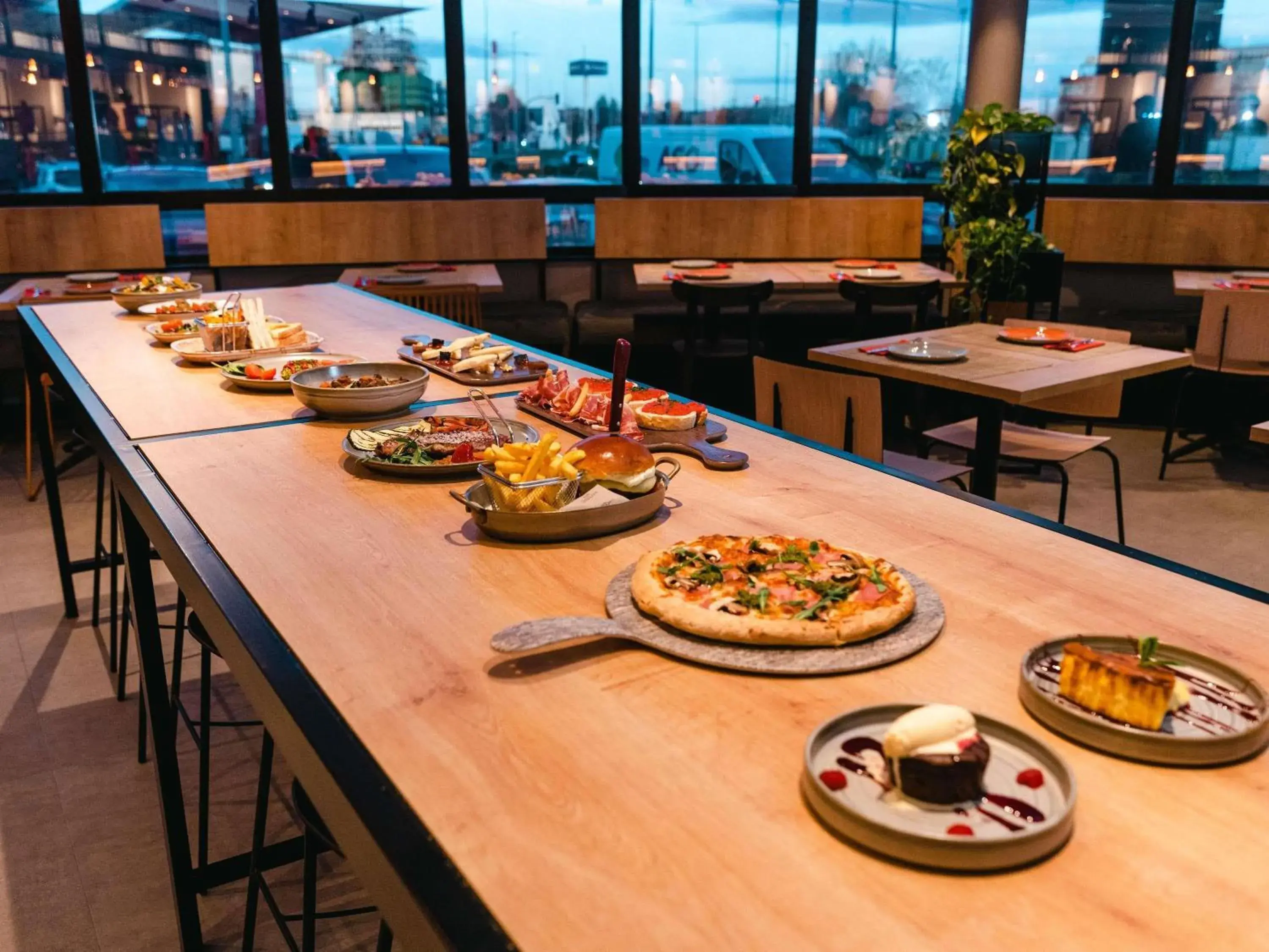 Restaurant/places to eat in Ibis Valladolid Restaurant/places to eat in Ibis Valladolid