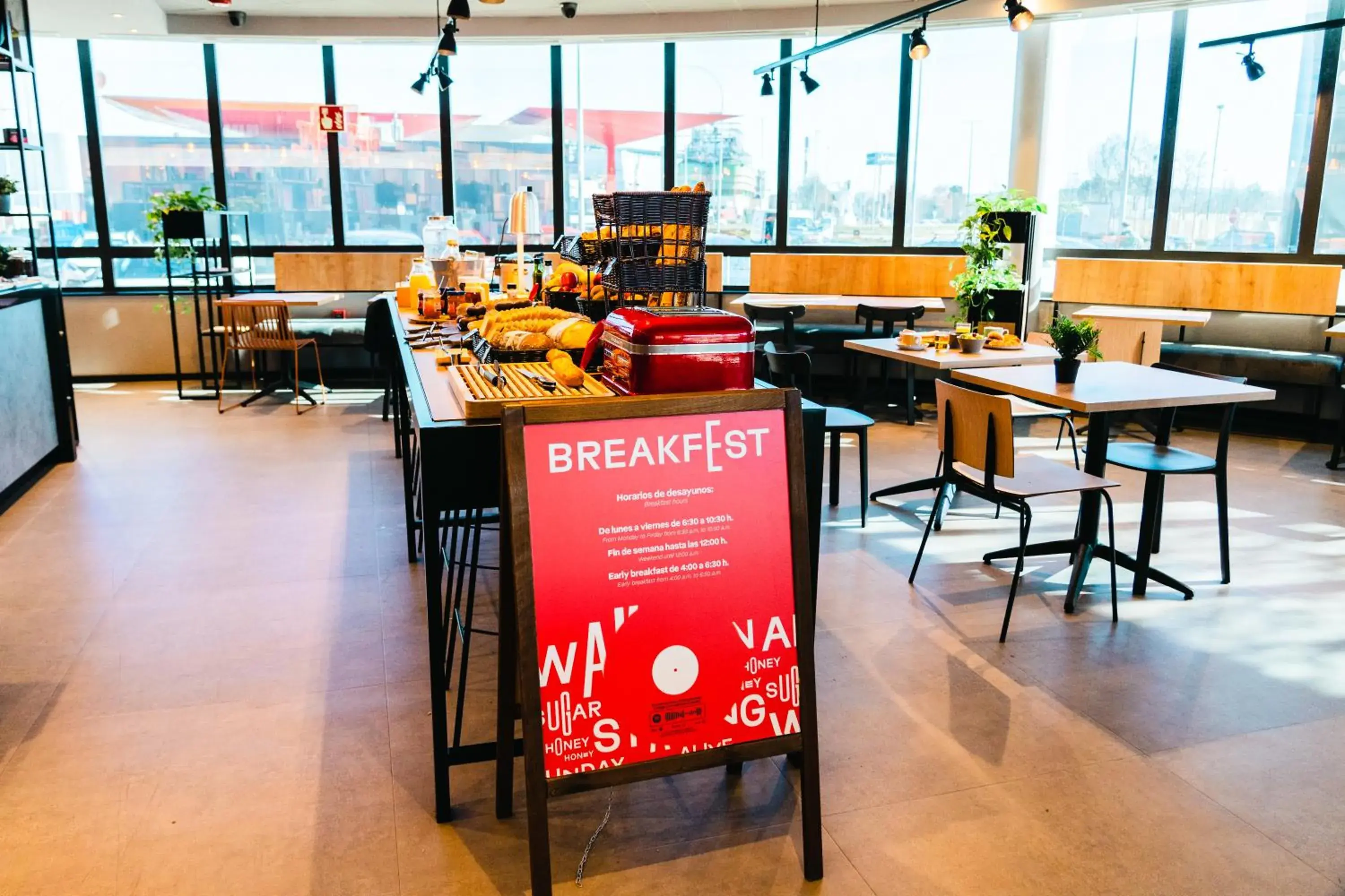 Breakfast in Ibis Valladolid Breakfast in Ibis Valladolid