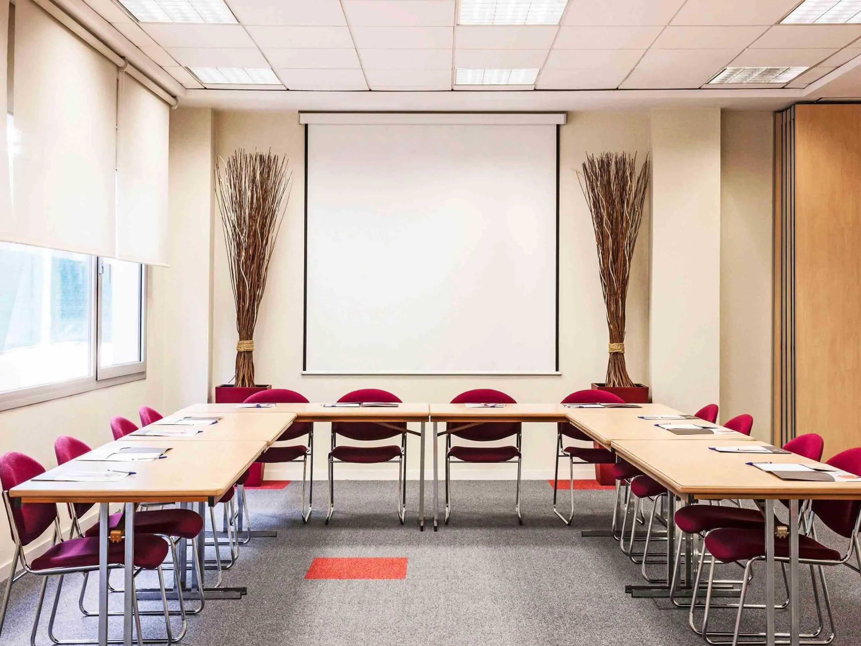 Meeting/conference room in Ibis Barcelona Molins de Rei