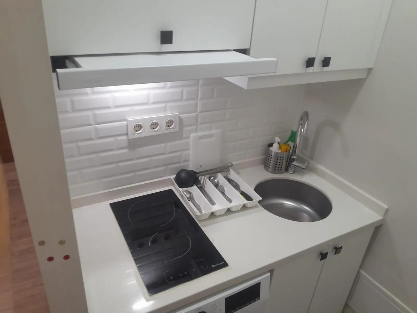 Kitchen or kitchenette in HALİT VARGÜN APART