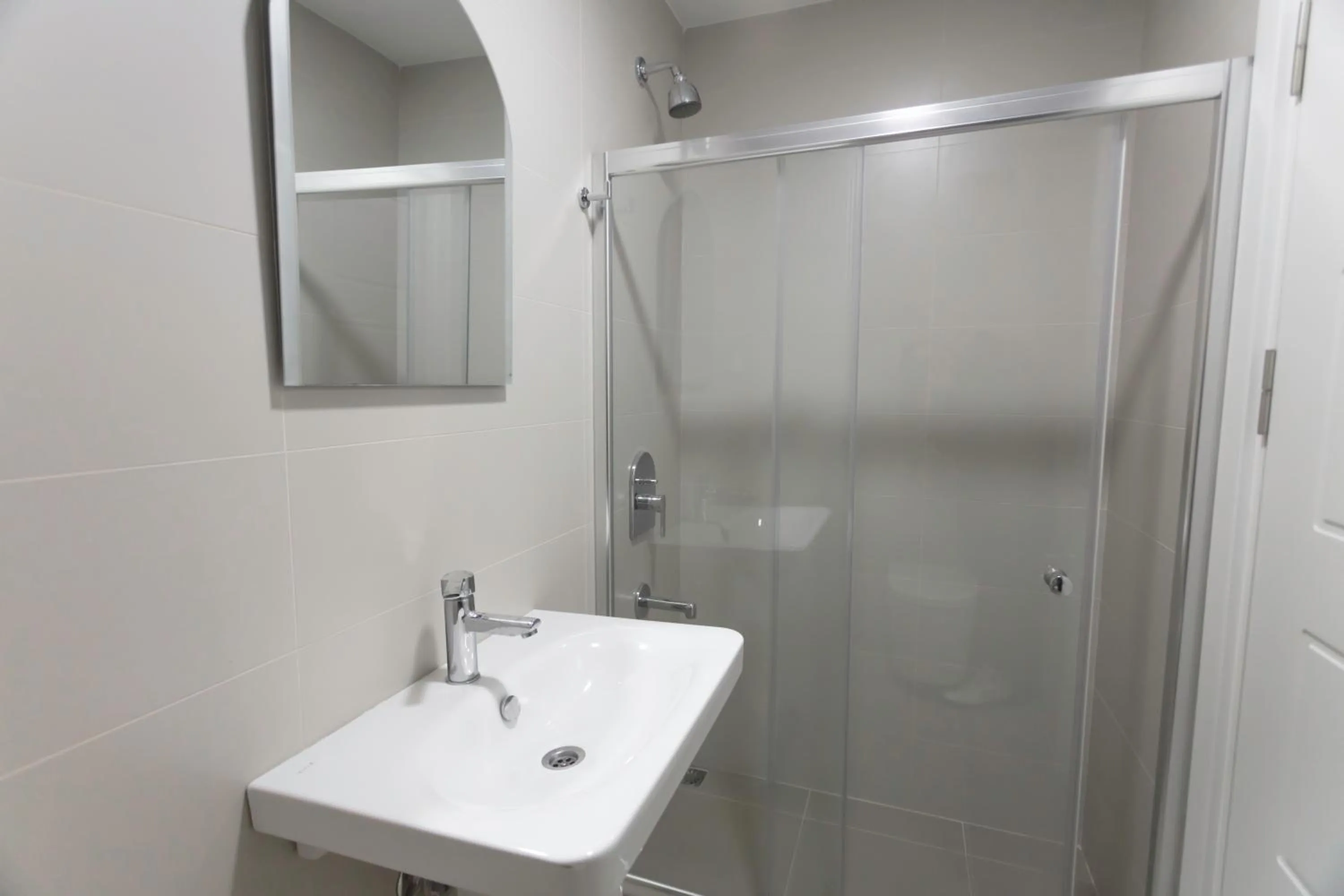 Shower in HALİT VARGÜN APART