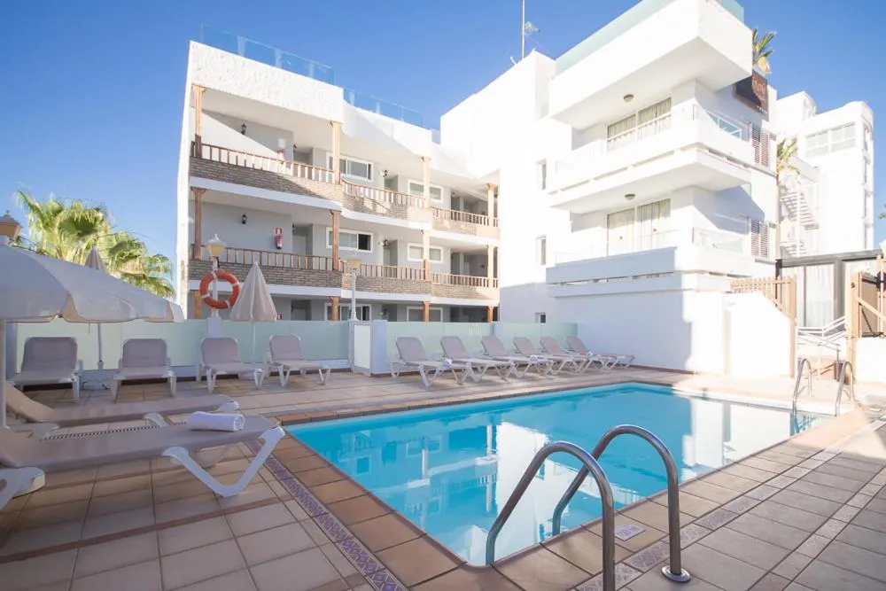 Apartamentos Tarahal