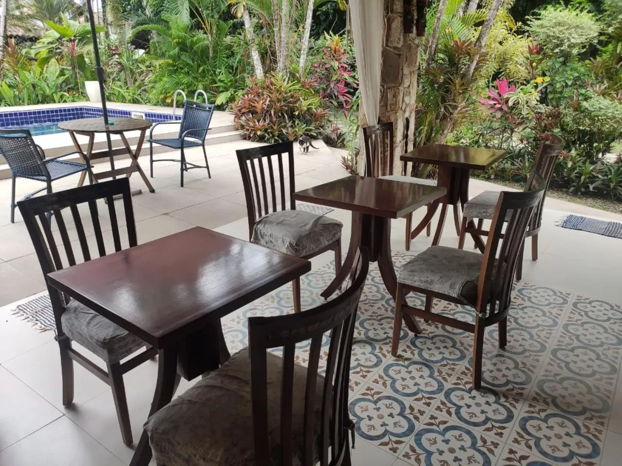 Restaurant/places to eat in Eliconial Paraty Pousada