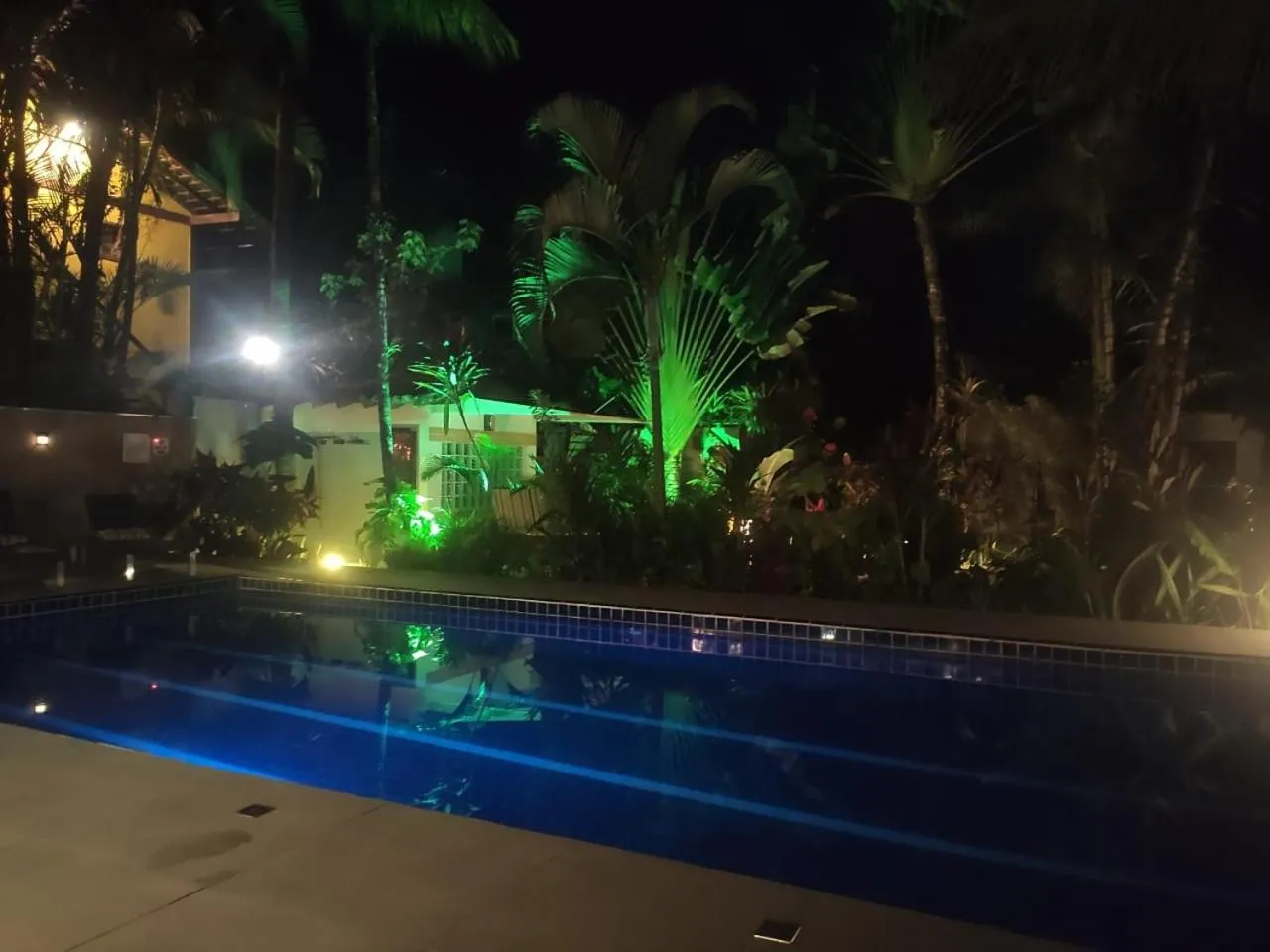 Swimming pool in Eliconial Paraty Pousada